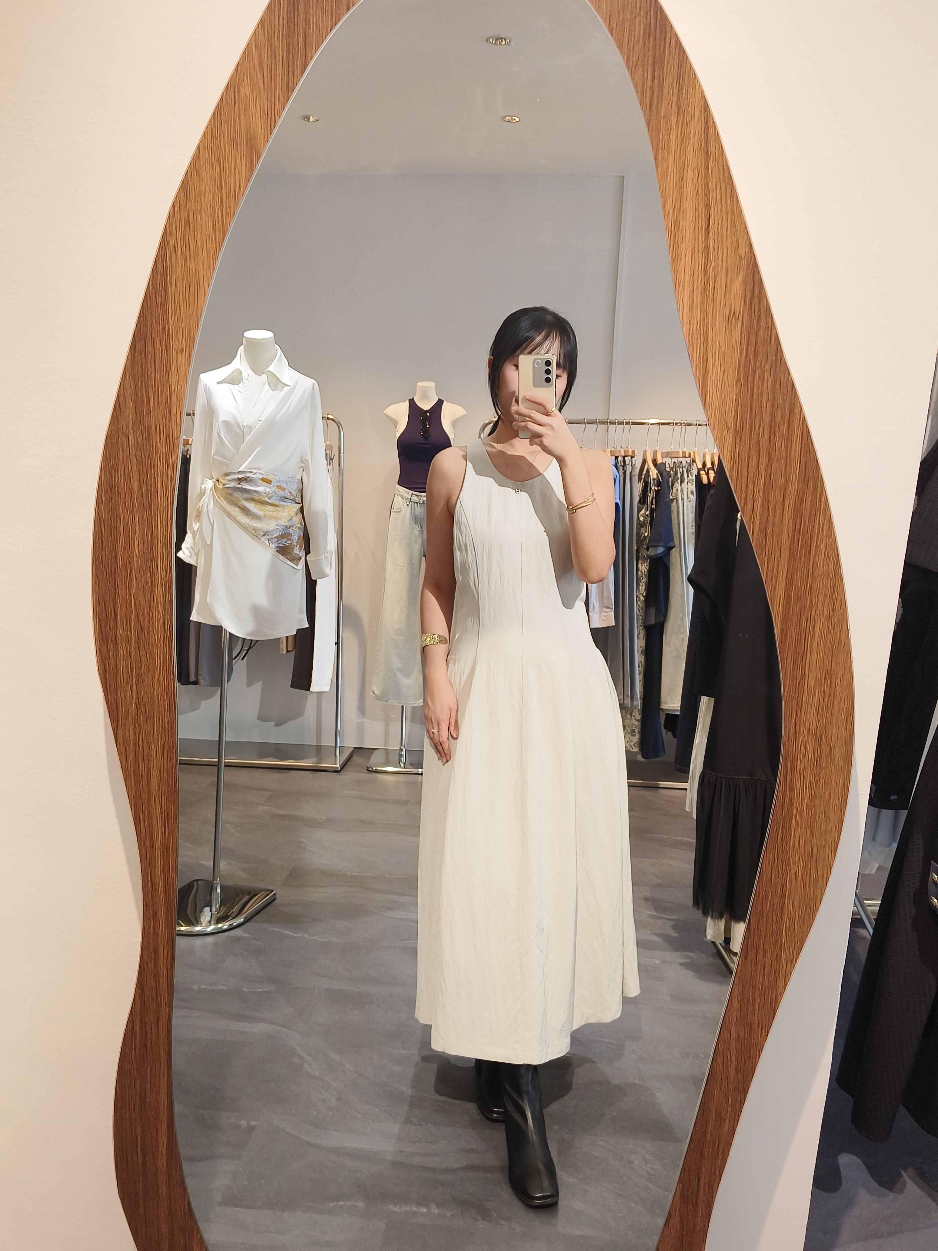 收腰背心裙 Cinched Waist Tank Dress