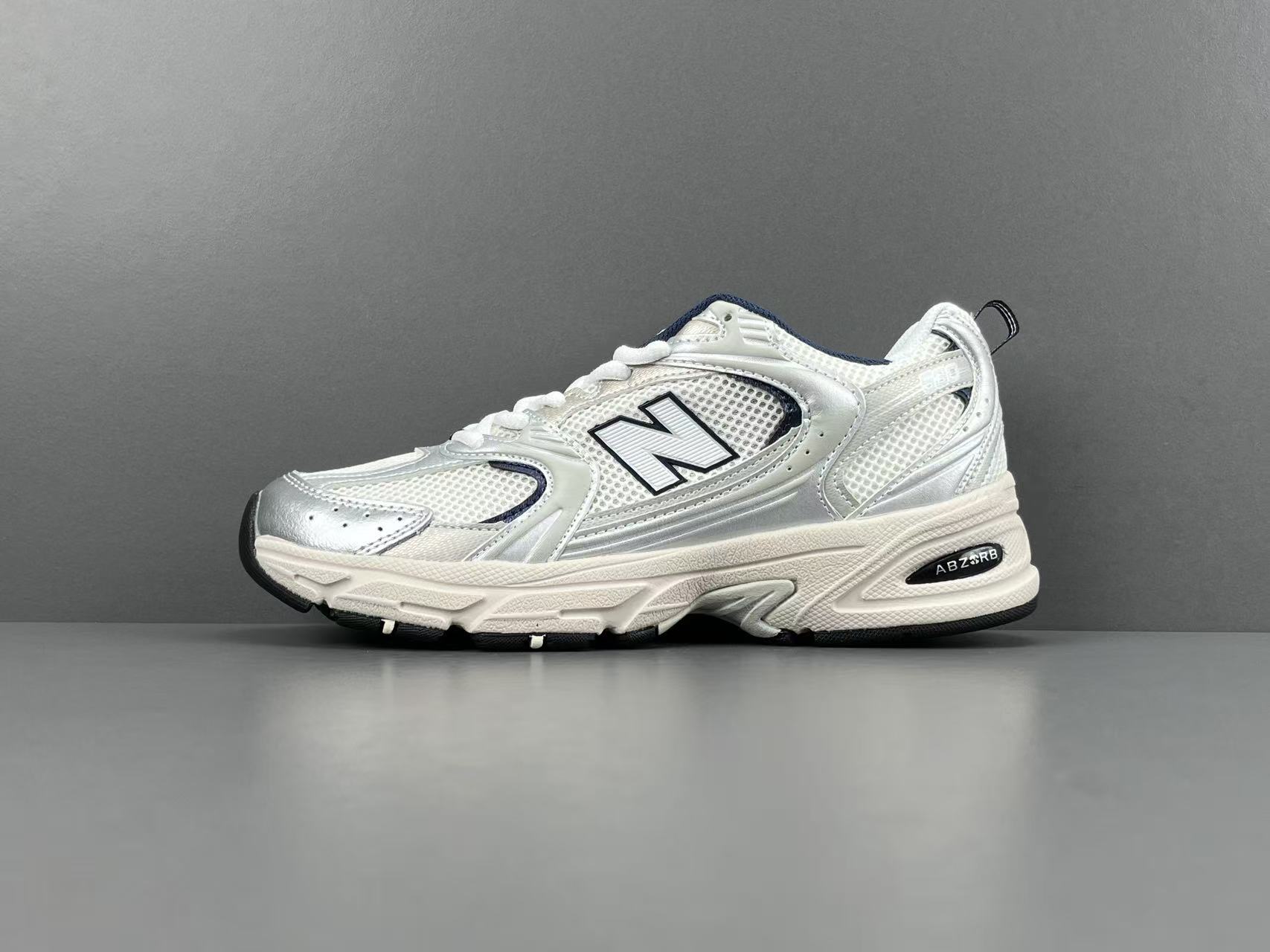 New Balance 530 MR530KA