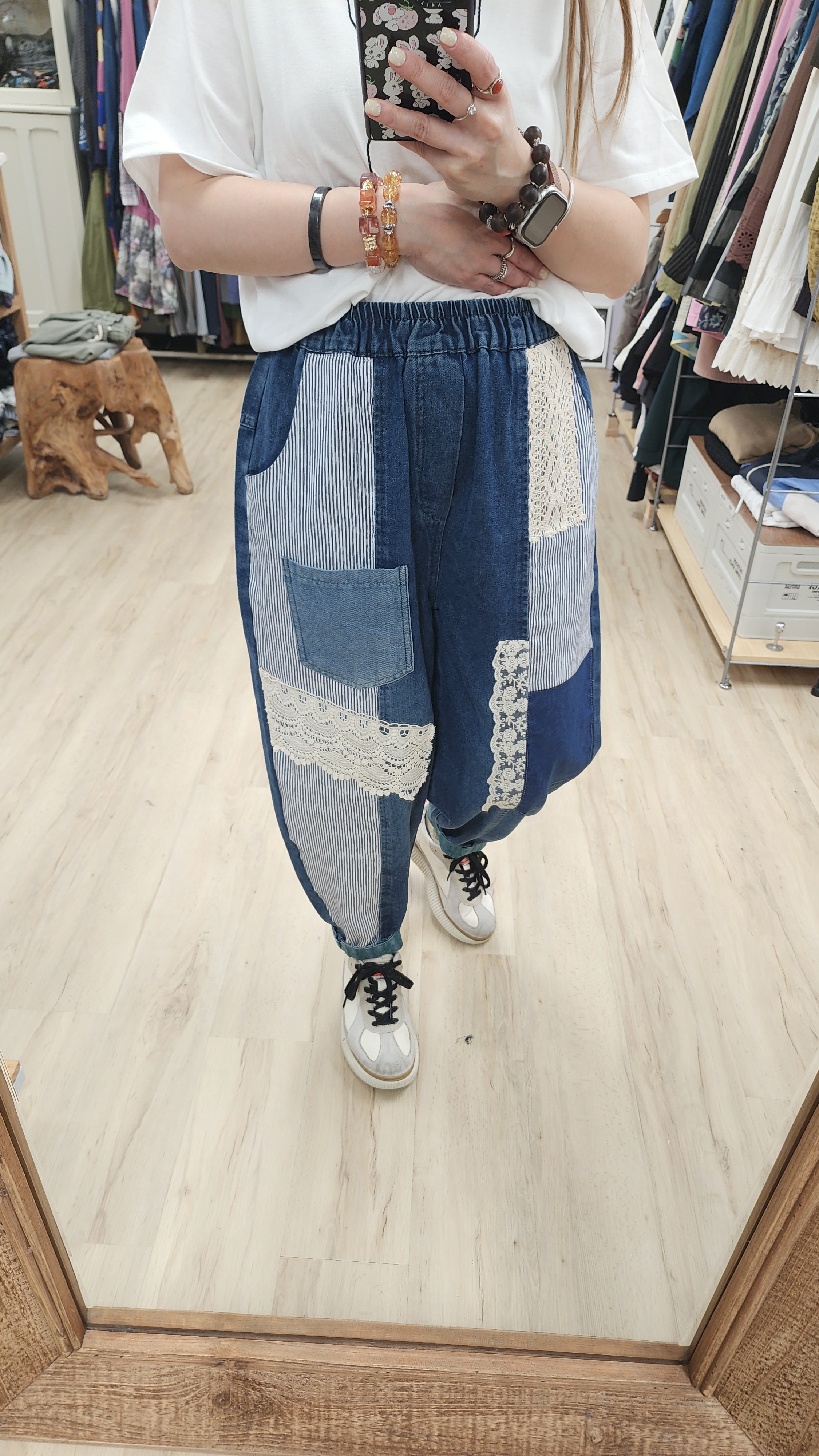 日牌深藍拼布鴛鴦喱士刺繡橡筋牛仔褲