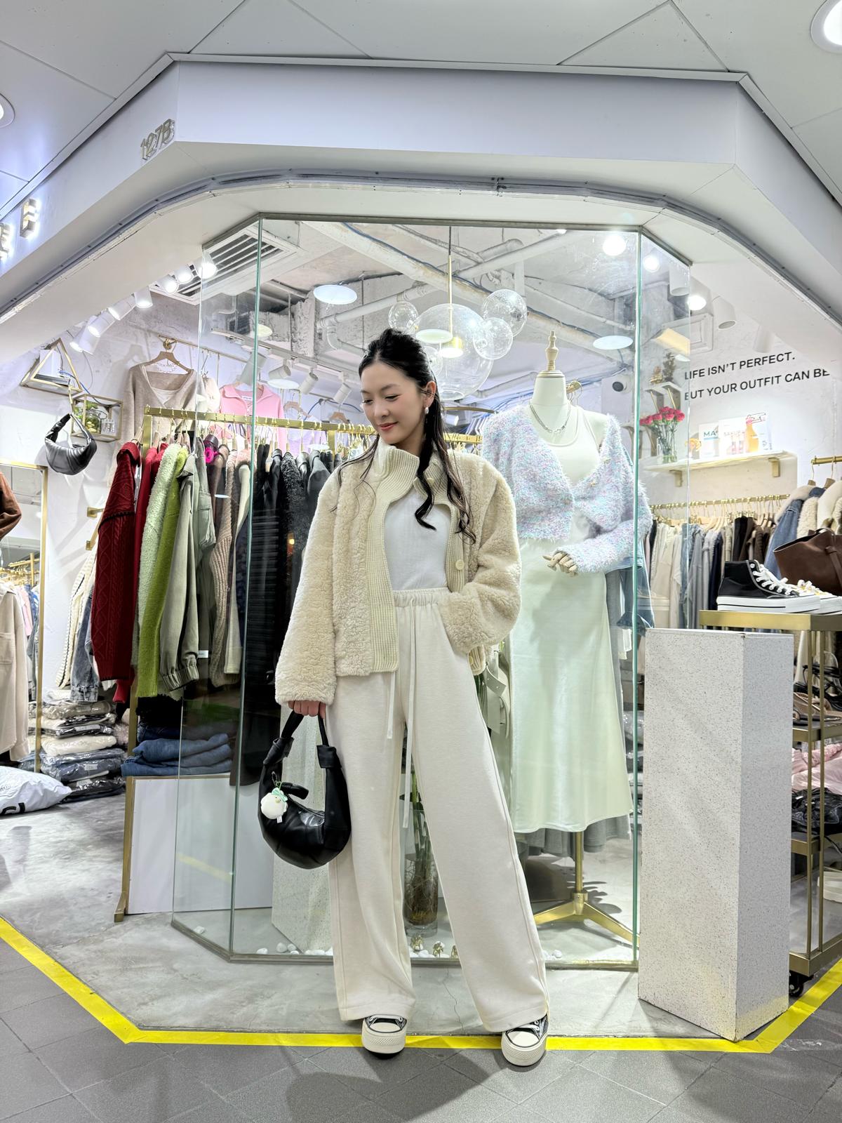 拼冷羊羔毛外套