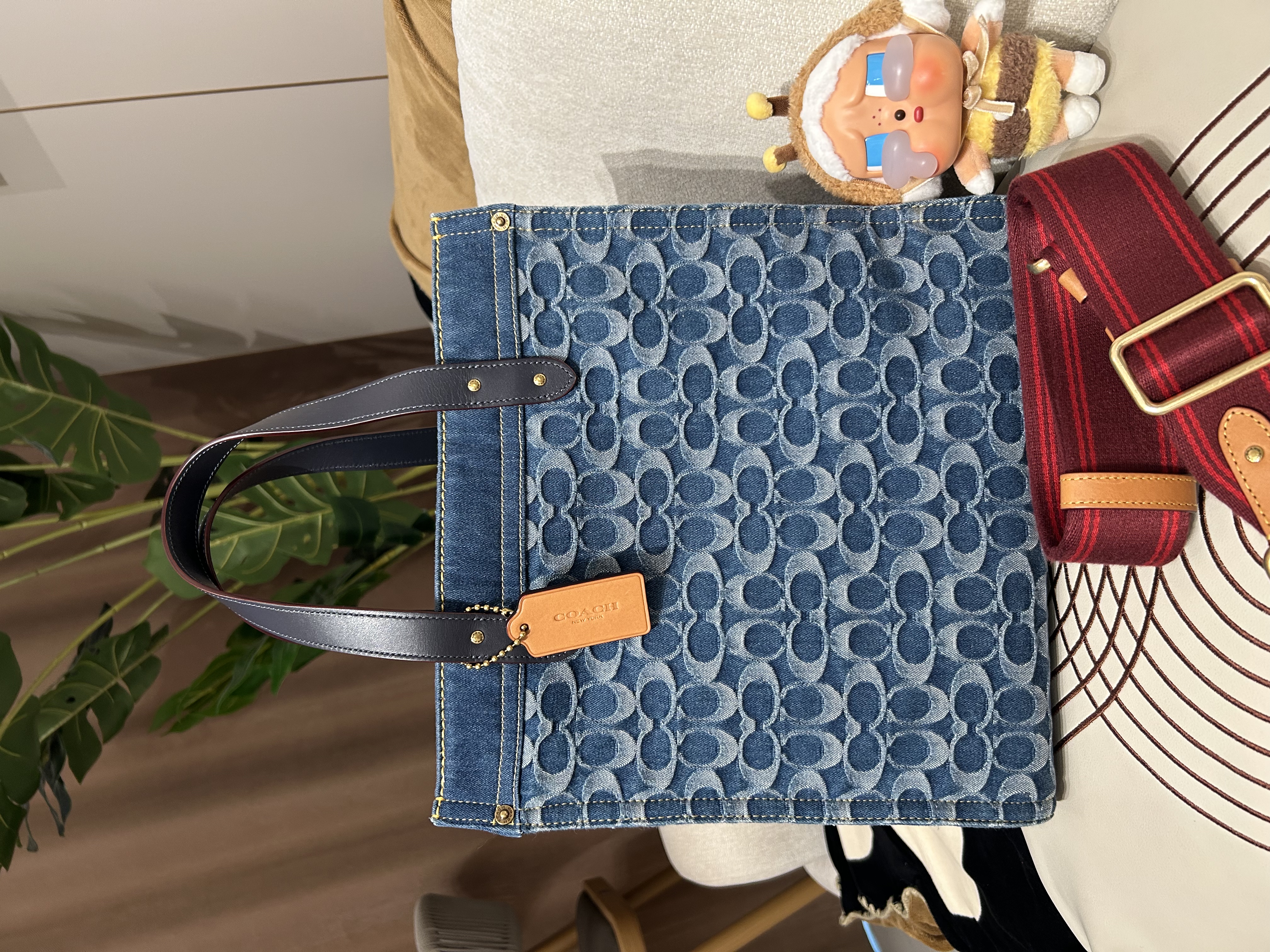 Coach Denim 2Way Tote Bag 100%Authentic, 95%New 