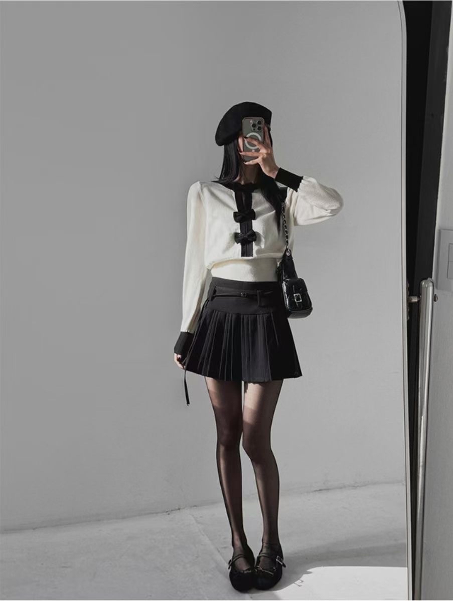 【 ˶୨⚑ 版型極好🧸梨型女孩必入！超顯瘦🤎日常上班OK～銀扣腰BELT百摺裙褲！】 Earth Tone Pleated Belt Skirt Pants(兩色入)