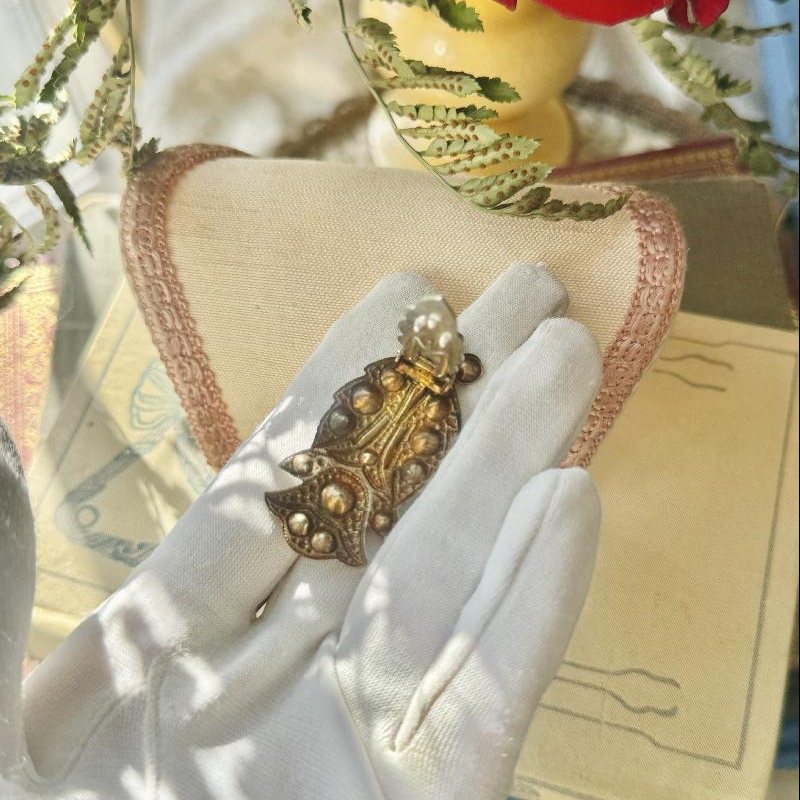 Antique C.a. 1930s Czechoslovakian Jablonex Art Deco Dress Clip (NZ090)