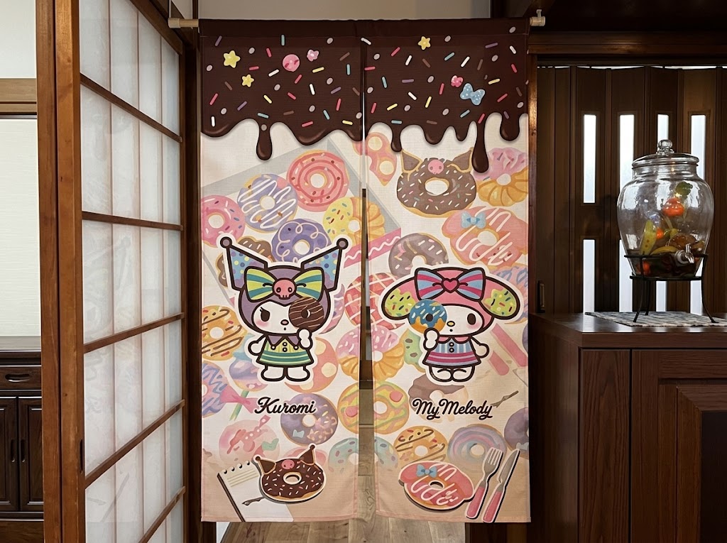 Sanrio 門簾