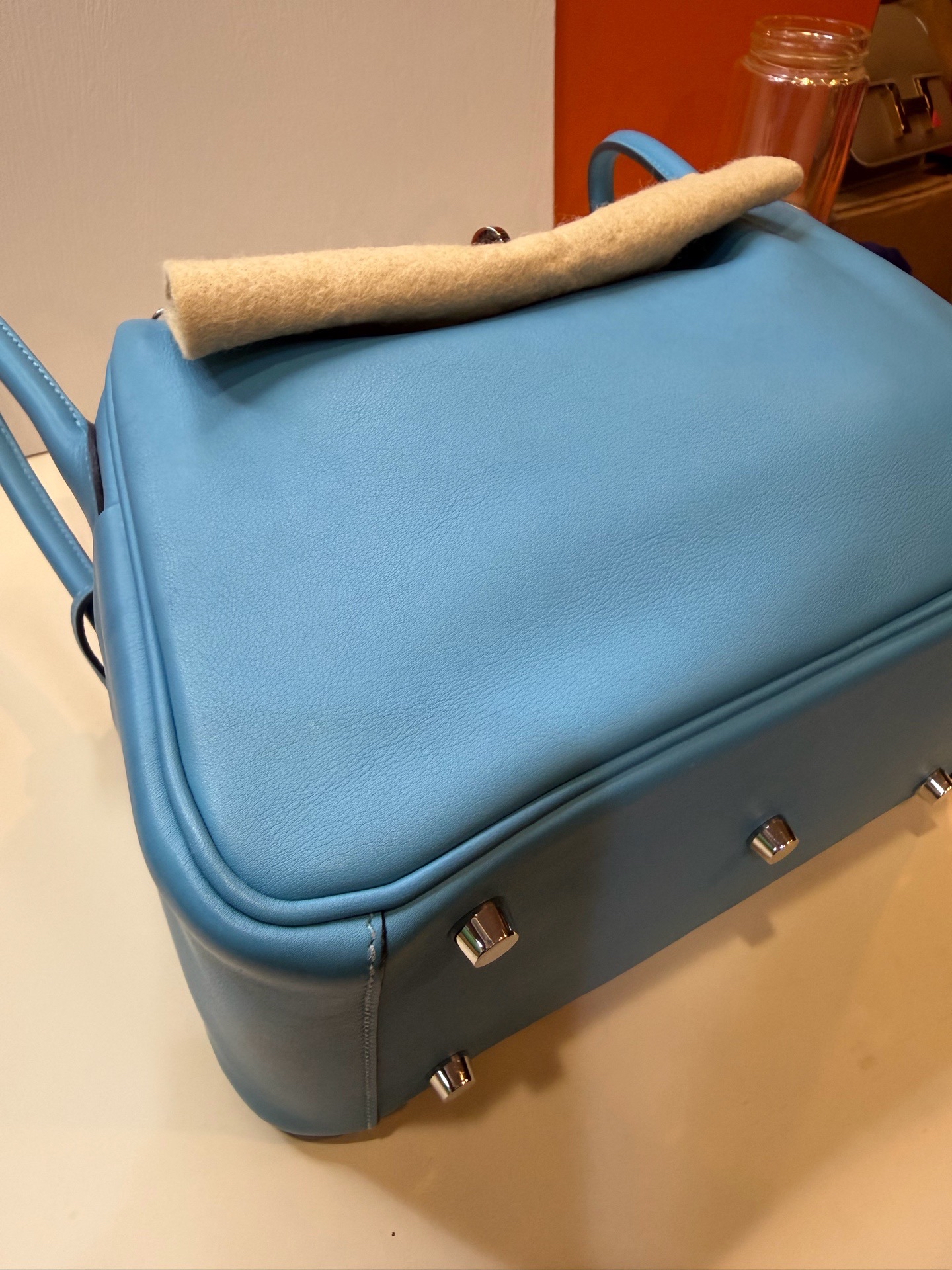 Pre-Owned HERMÉS Lindy 26 Stamp D / Product Code: 26042420