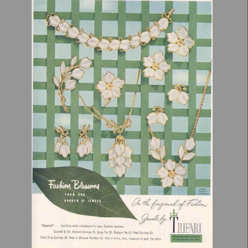 Rare! Crown Trifari 1951 Advert Piece Dogwood Milk Glass “Fashion Blossoms from the Garden of Jewels” series Necklace and Clip Earrings Set (MT2251)