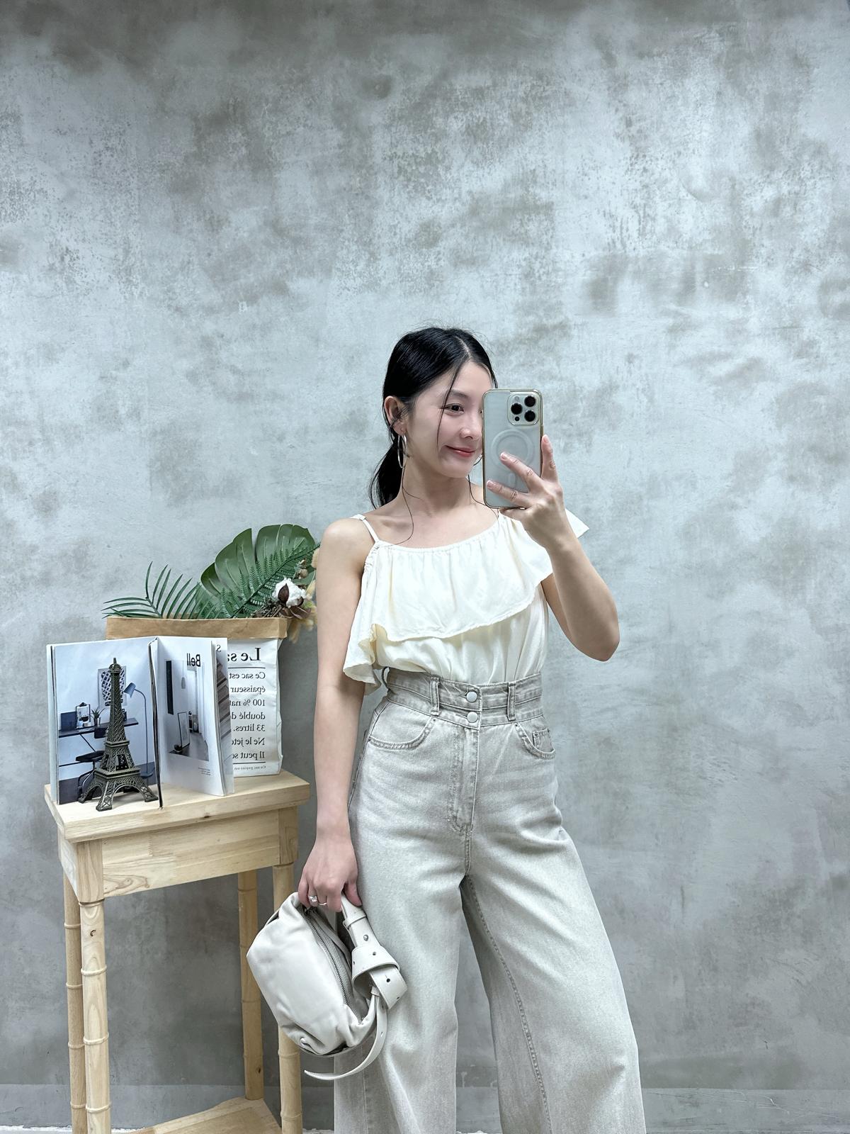 T08 兩著ruffle Top