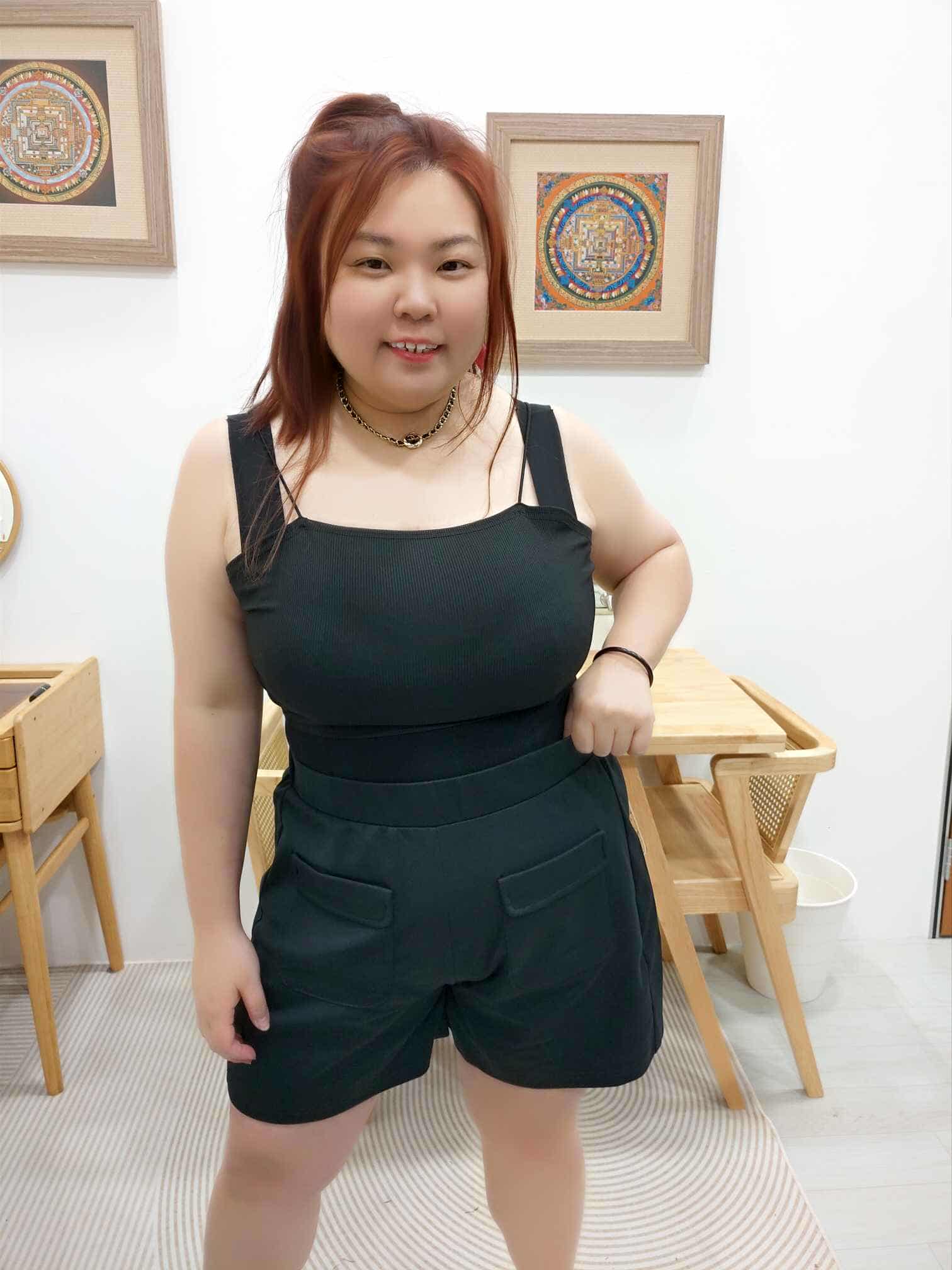 OTB22 06-502635 前口袋设计单色短裤