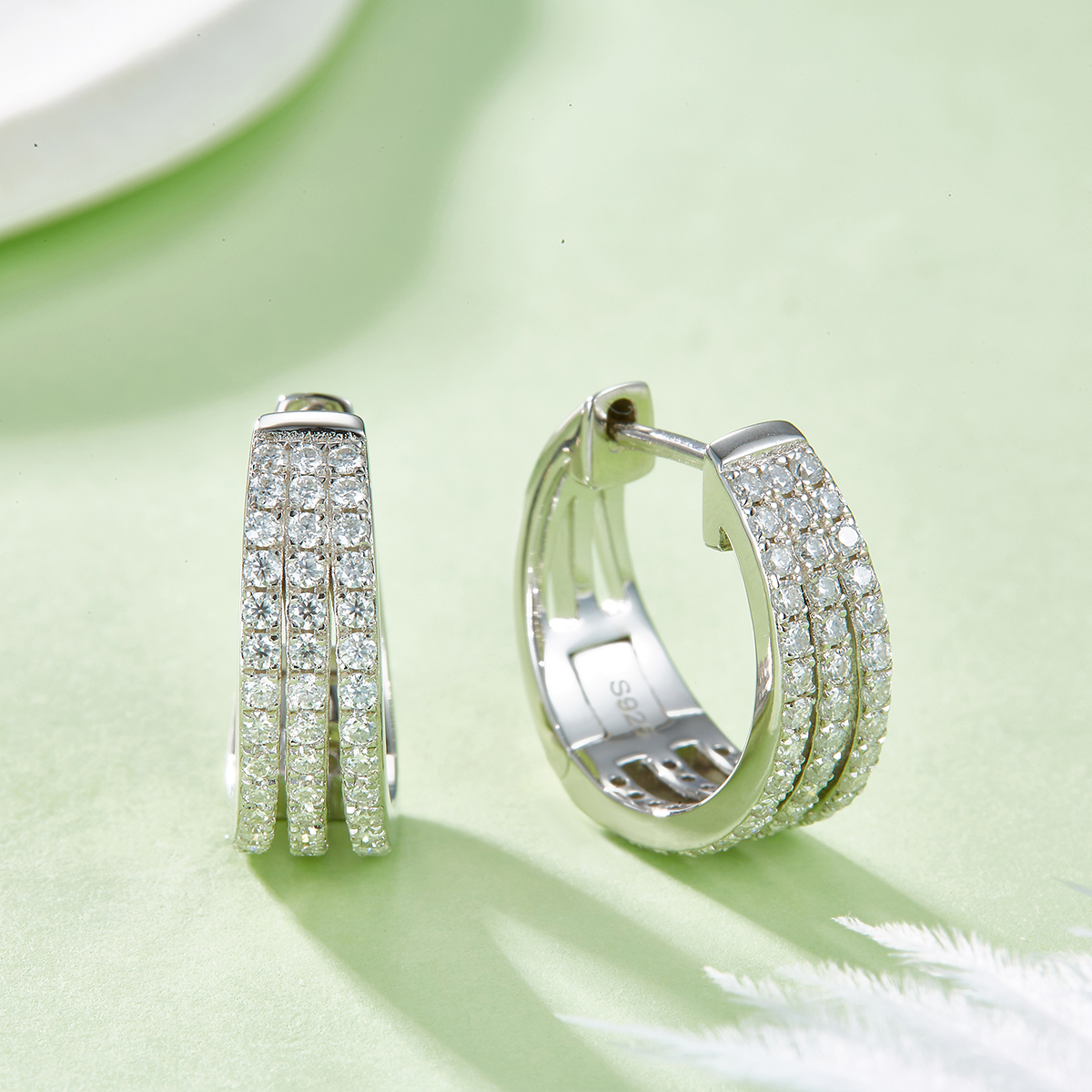 三排對半耳環S925銀電鍍白金莫桑鑽D級0.82CT