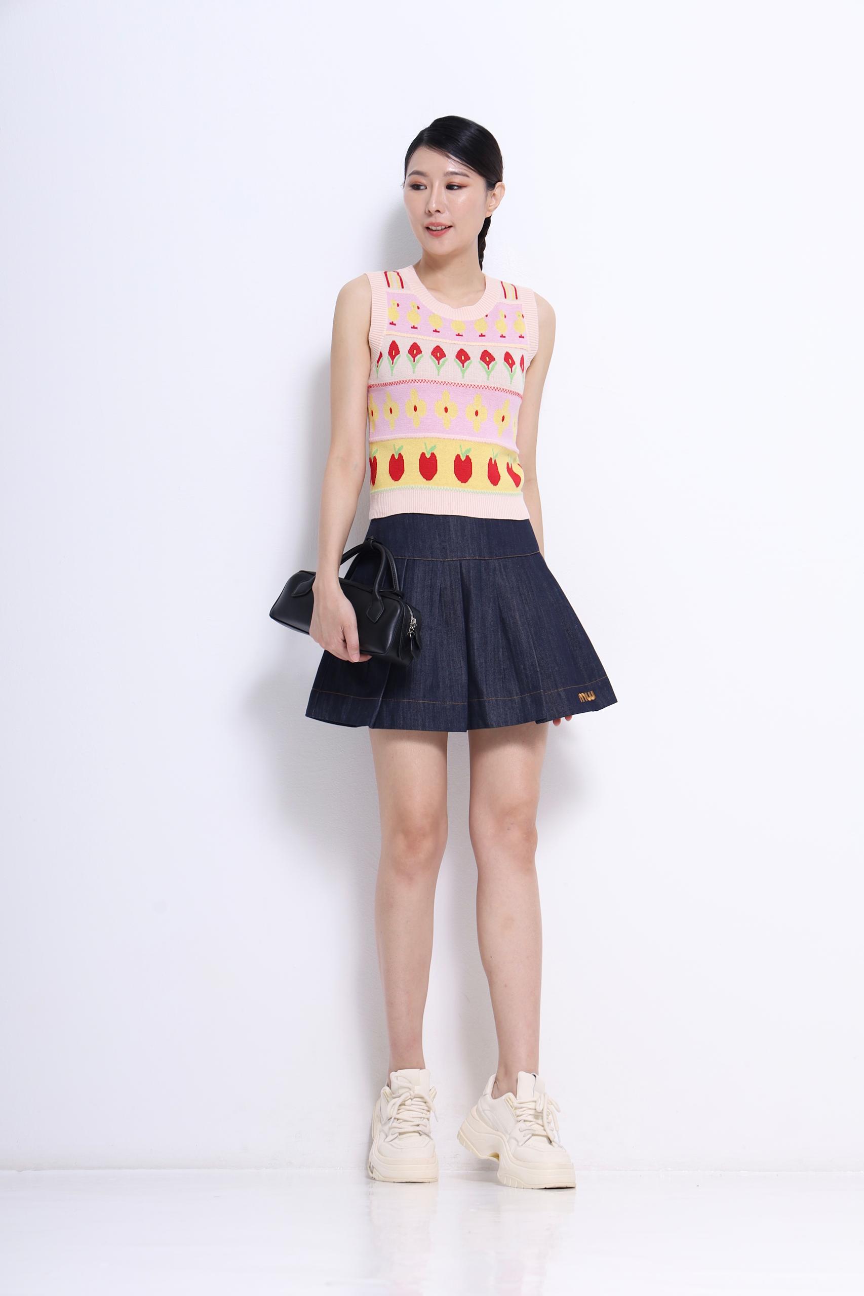 CB2074 Sweet Orchard Knit Crop Top