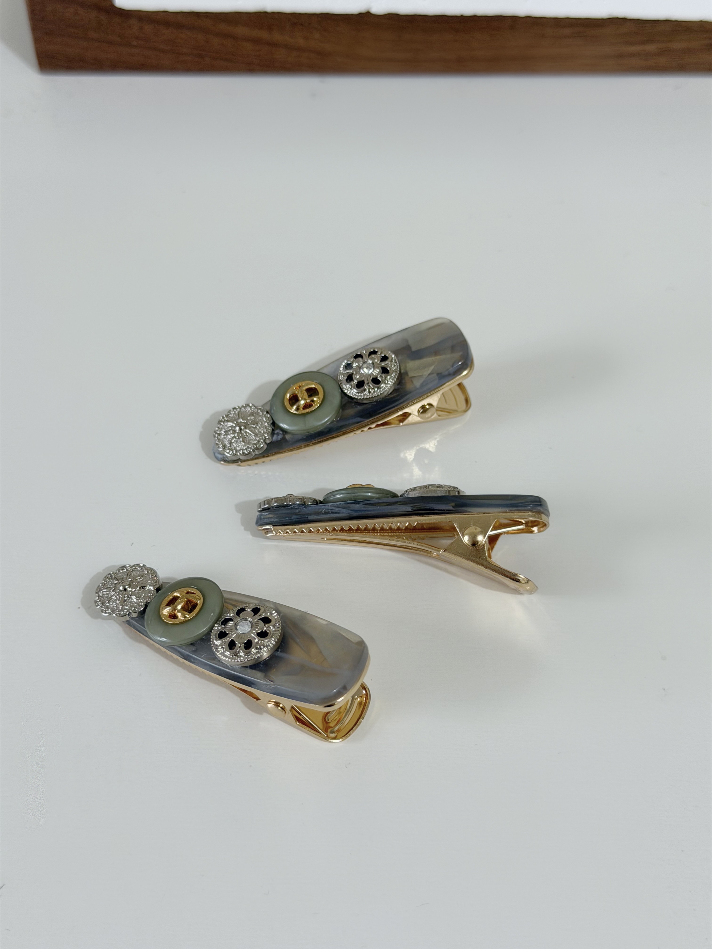 復古鈕扣髮夾 mini 4cm