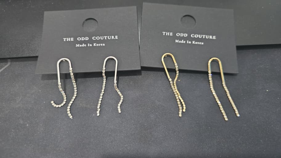 Velour Stream Stud Earrings