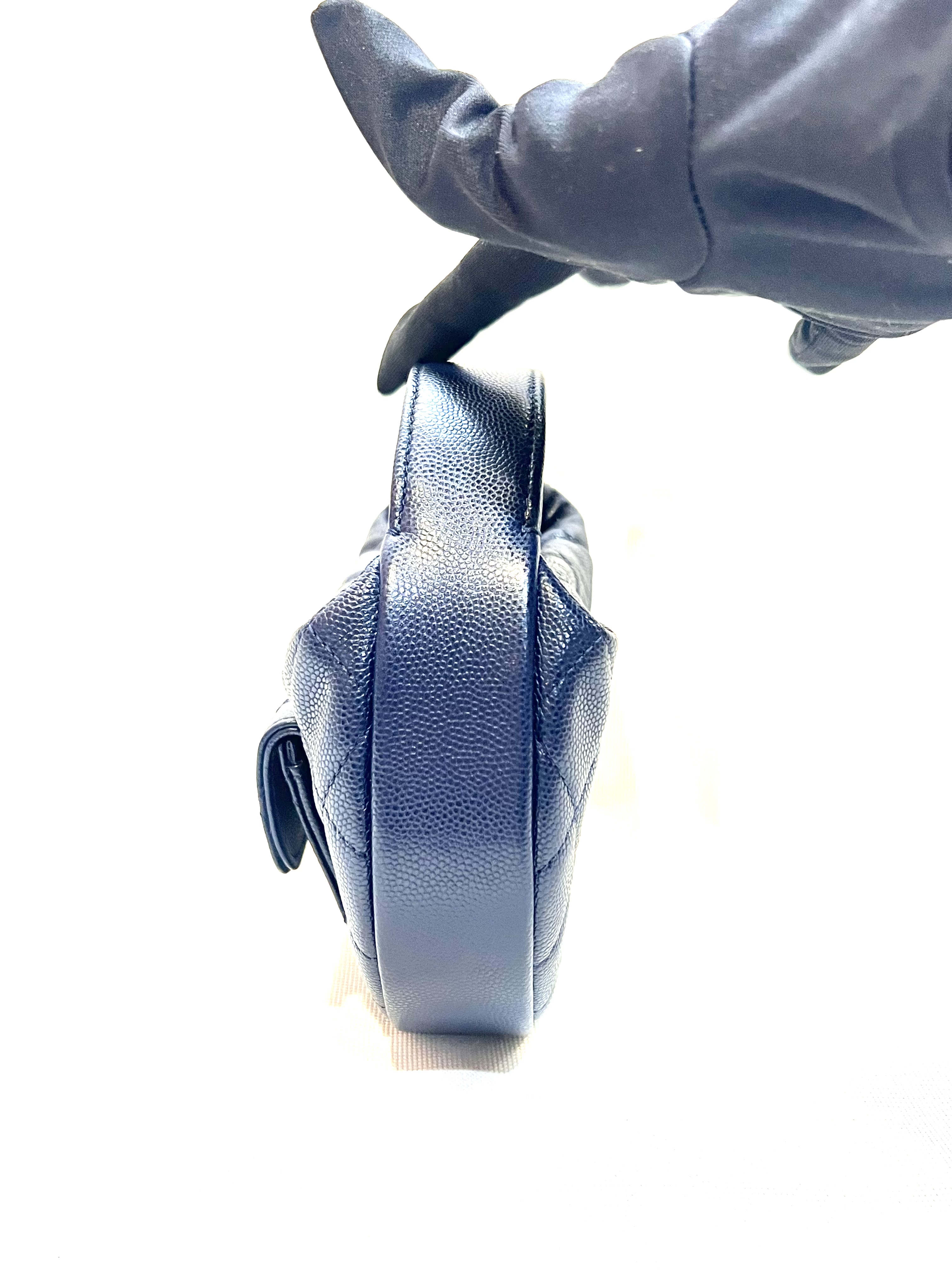 Pre-Owned CHANEL Hobo / Product Code: 26041653