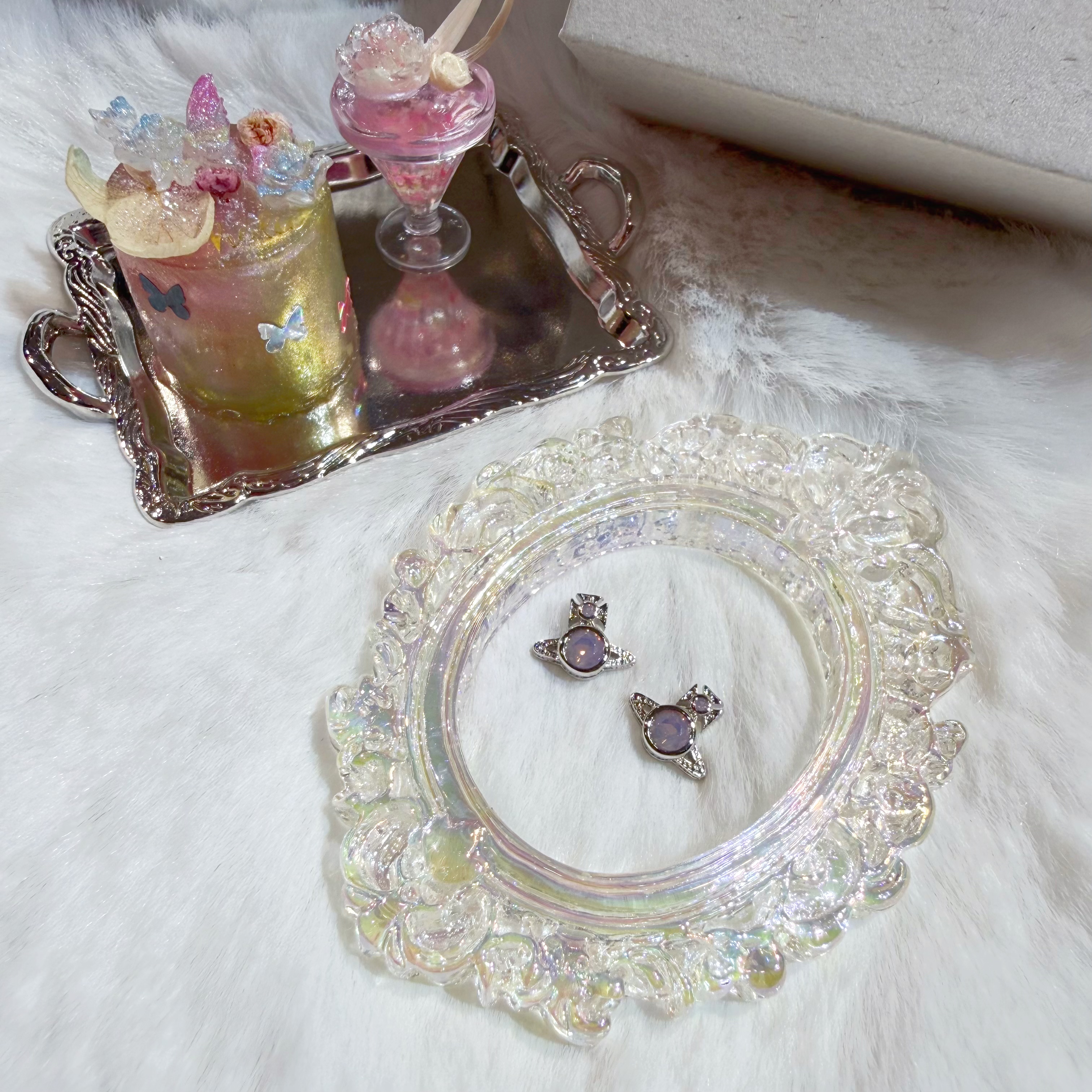 VW London earrings opal