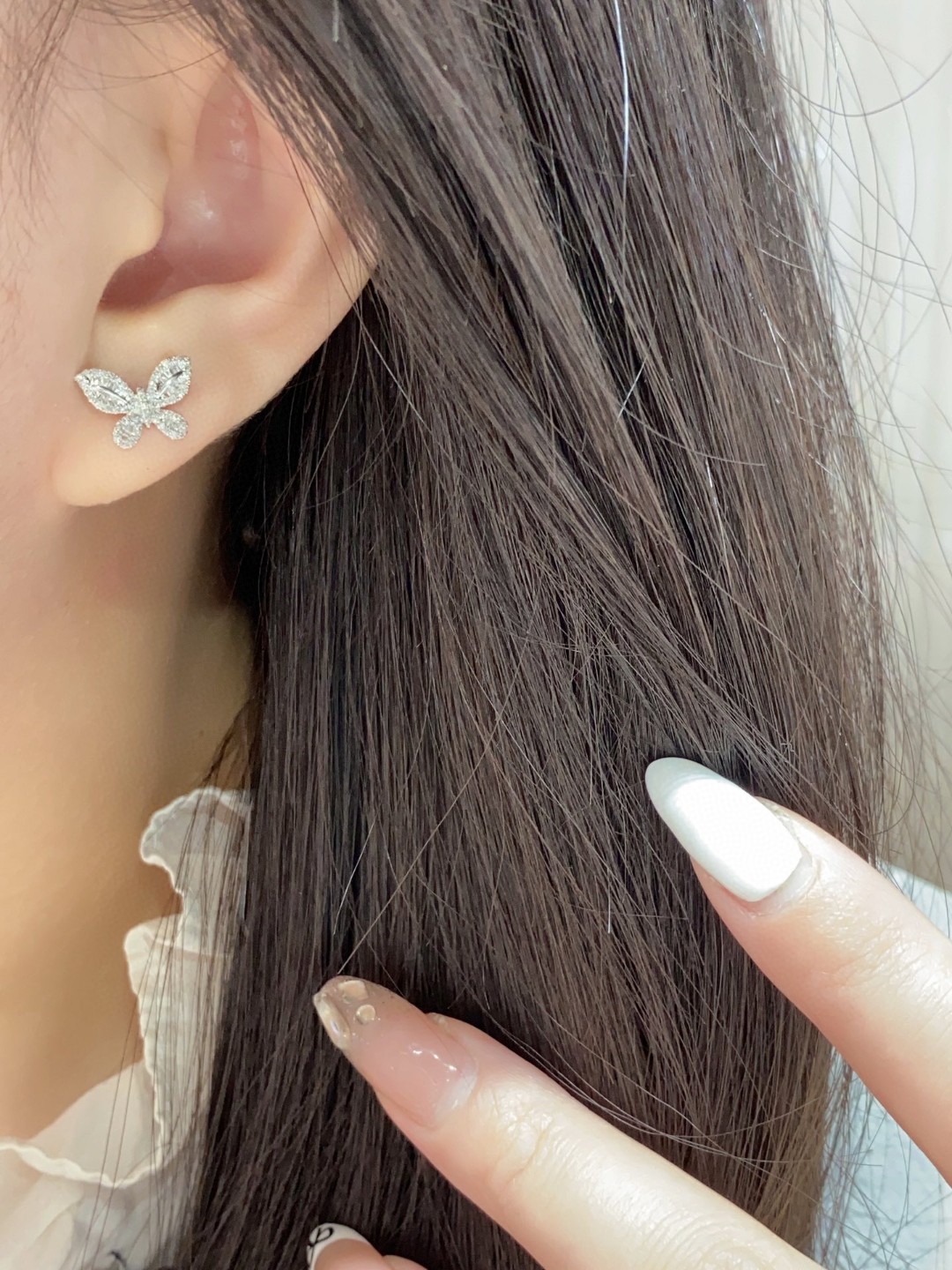 18K Diamond Earrings 