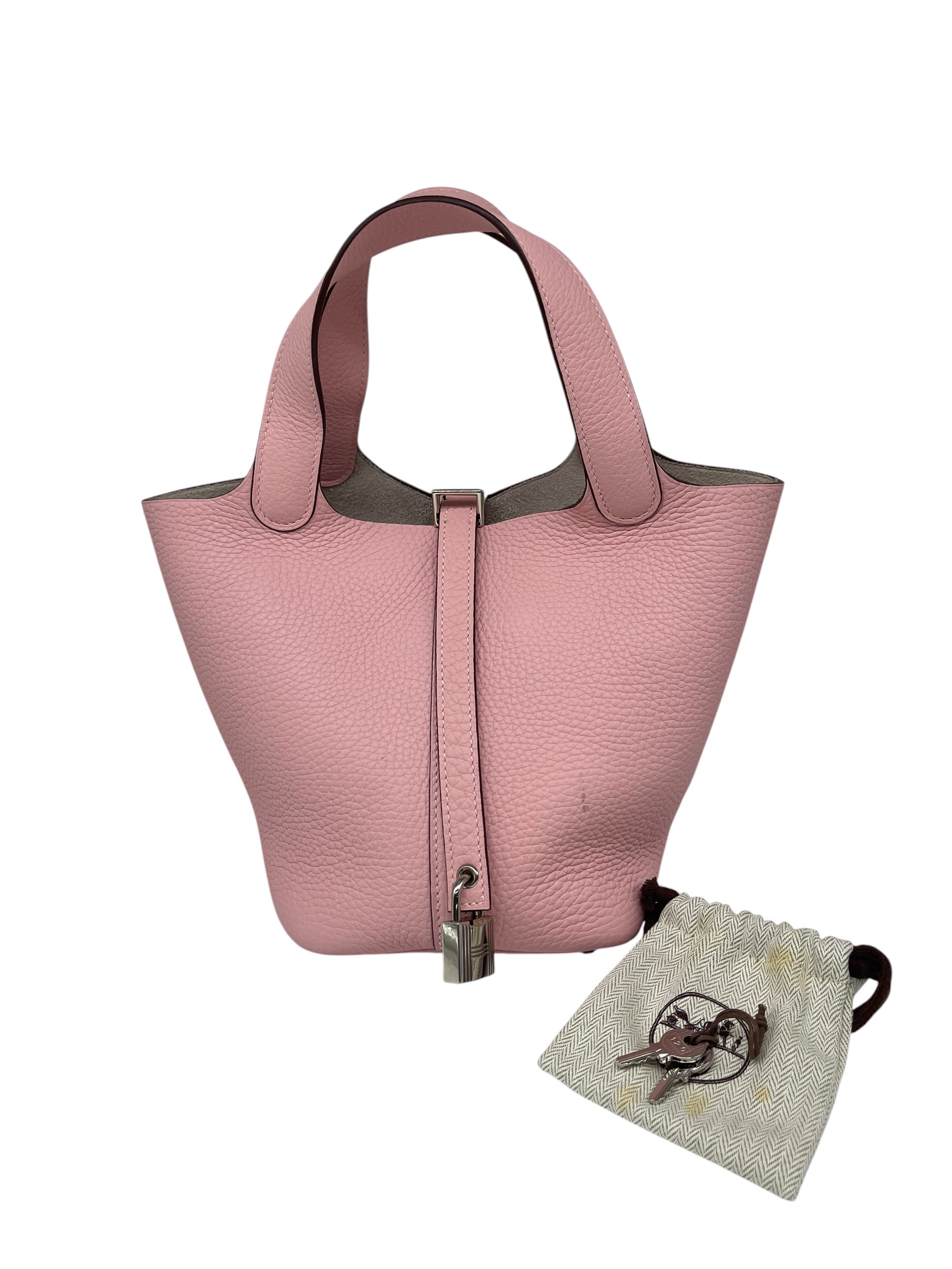 Pre-owned Hermes P 18 / Stamp T / Product Code: 071412
