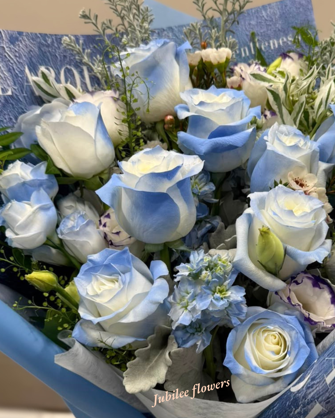碎冰藍玫瑰花束