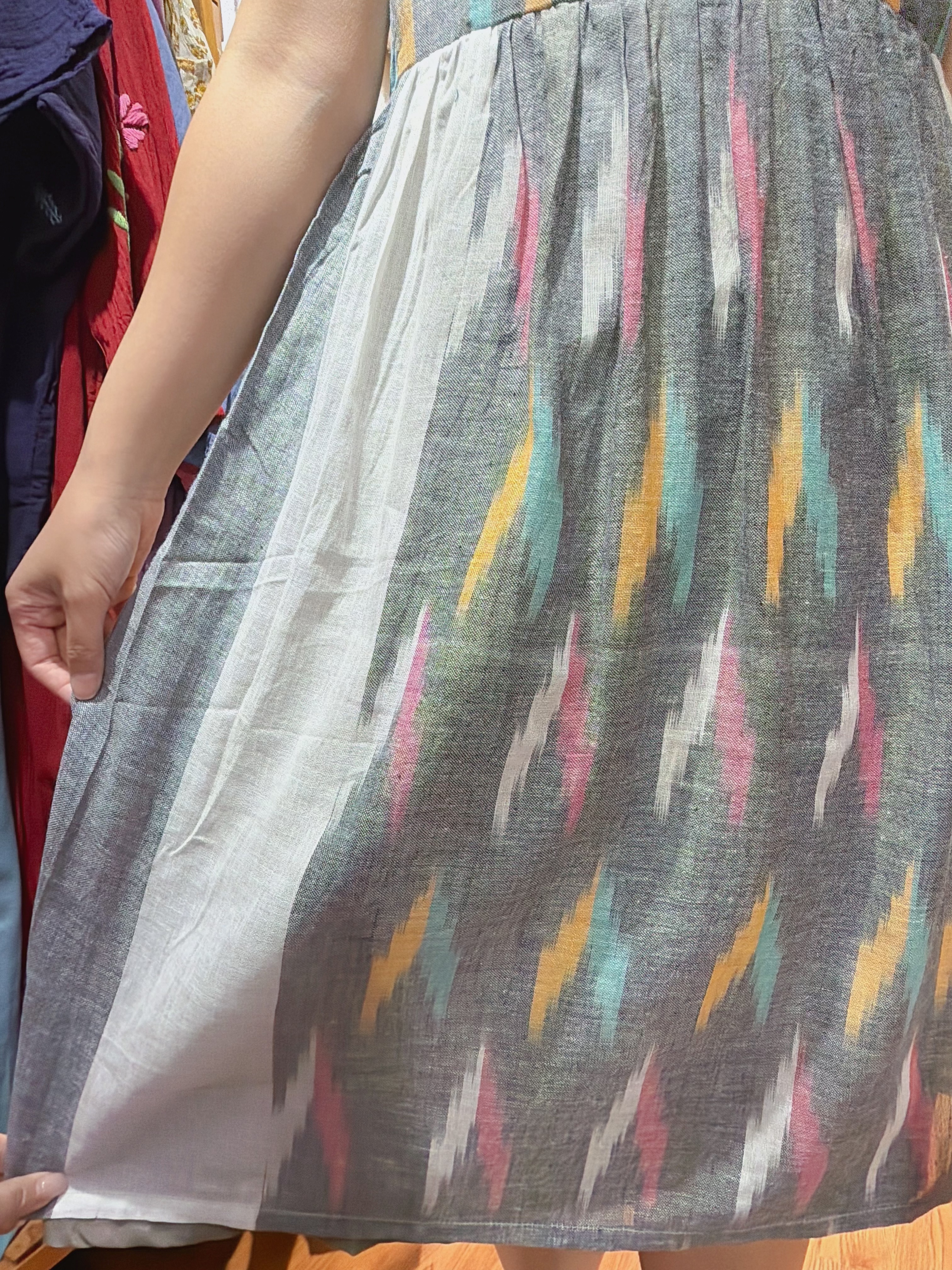 2105 Light Grey Totem Print Sleeveless Short OP 38"