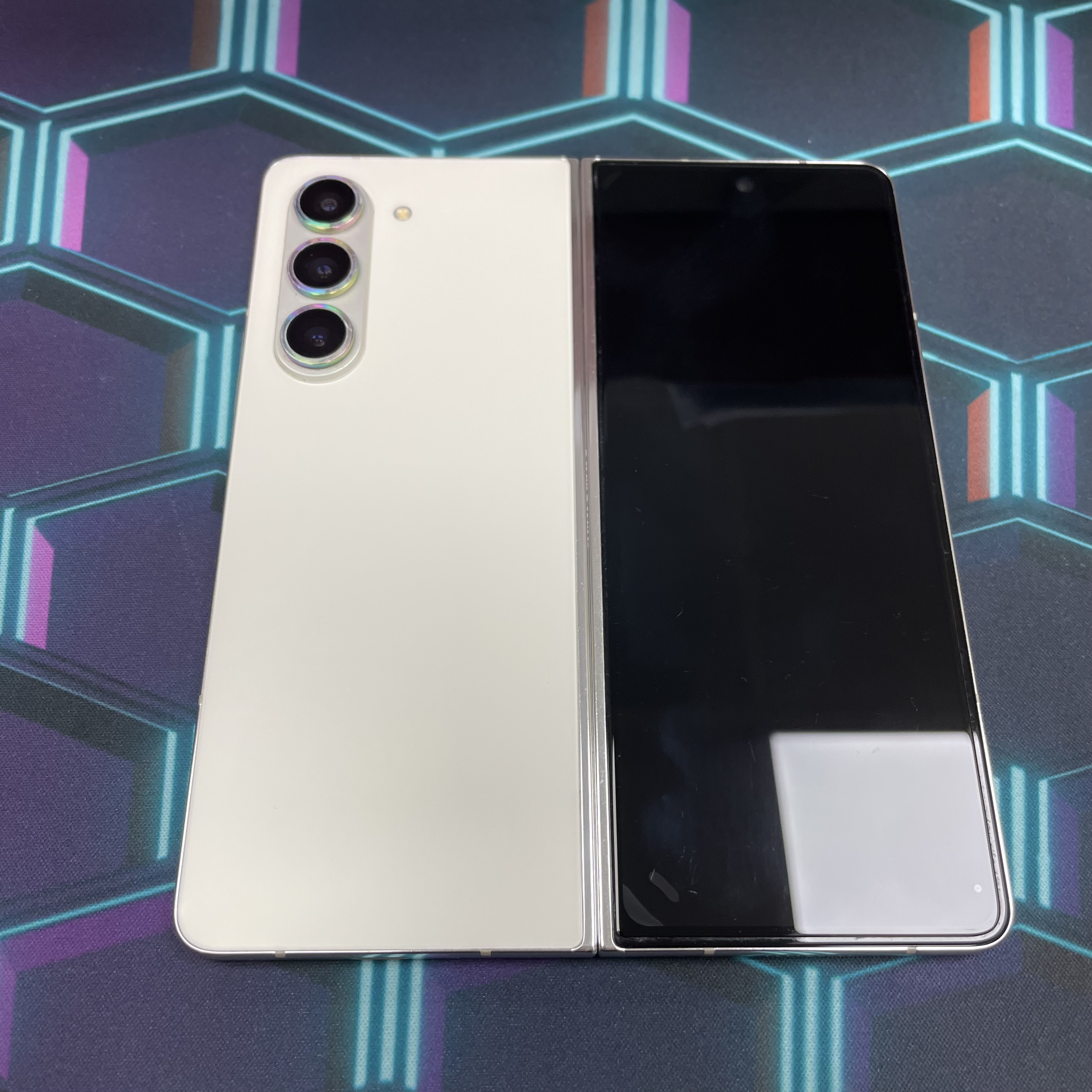 *5812B Galaxy Z Fold 5 完美機 12+256GB 白色 white