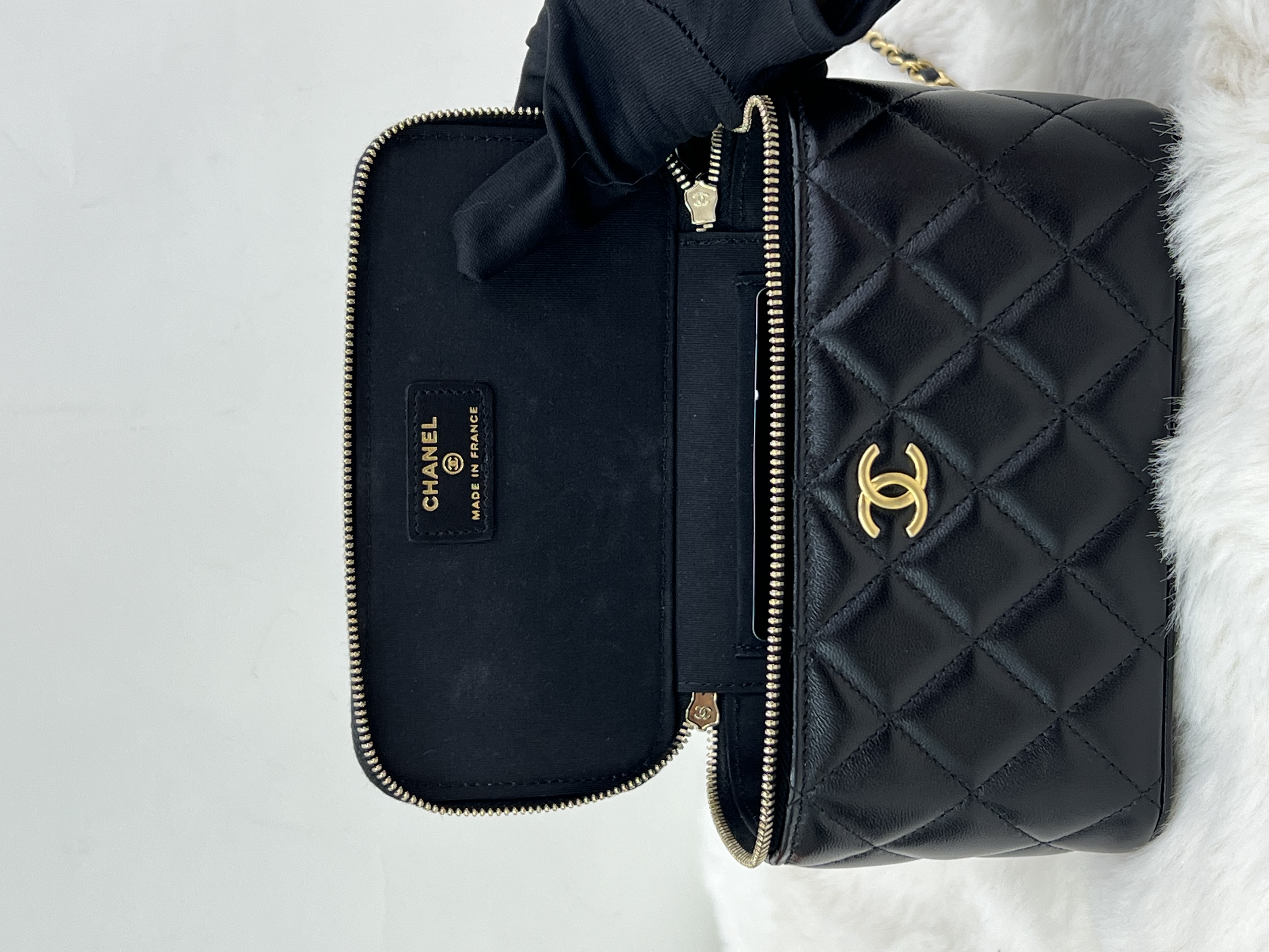 直播貨品 |  [1個-$100 2個-$300］J48