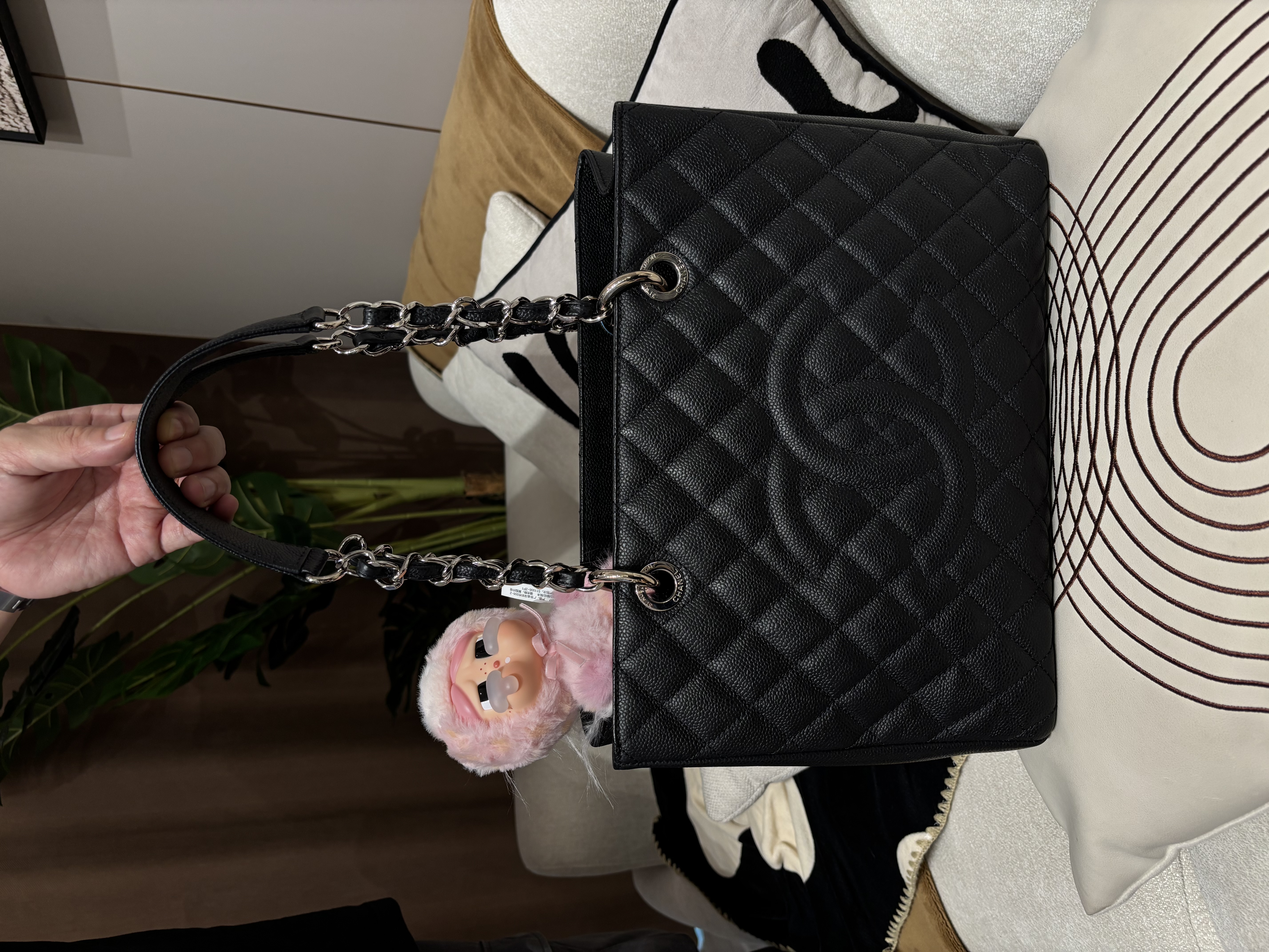 Chanel GST grand shopping tote 黑色荔枝牛皮銀鏈 100%Authentic, 98%new✅card✅Dust bag✅Box