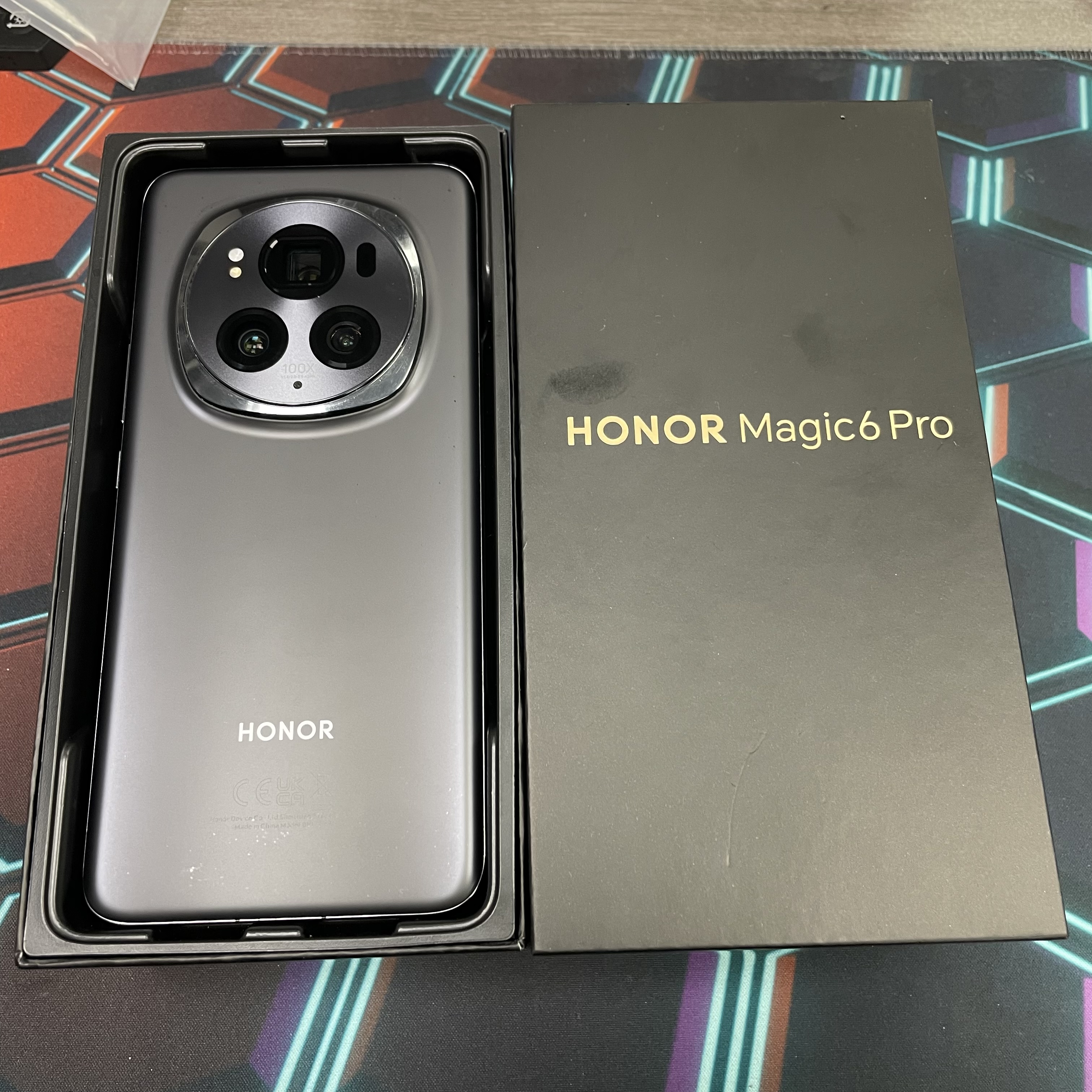 *8242 Honor Magic 6 Pro 勁靚機 16+1TB 黑色 black