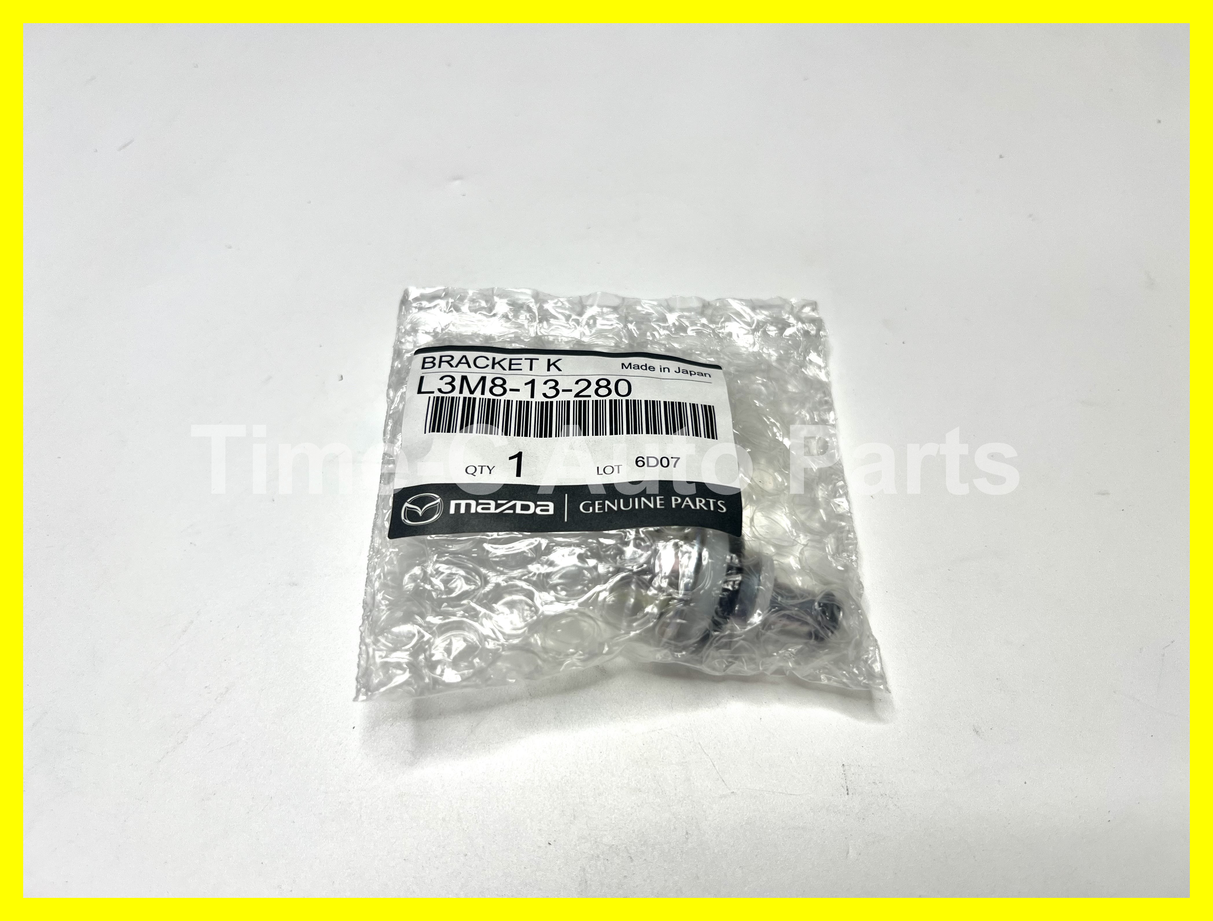 燃油噴射壓力調節器 L3M8-13-280 - Mazda CX-5