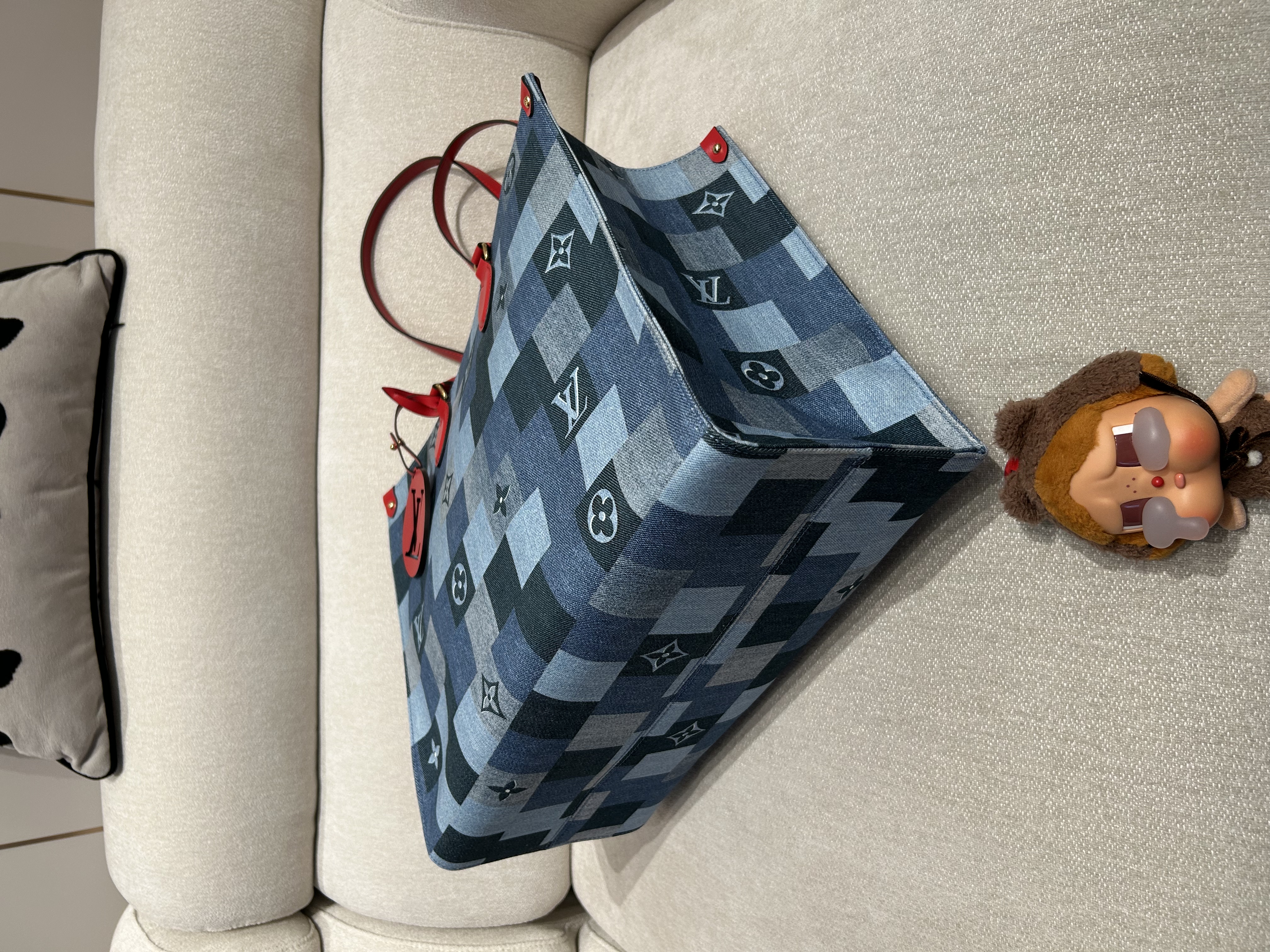 LV  On The Go M44992 Denim 限量版patch work 牛仔布100%Authentic, 98%New ✅Dust bag