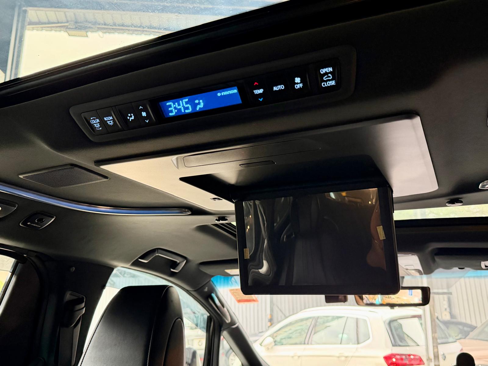 Toyota Alphard 3.5 Facelift Executive Lounge 2019