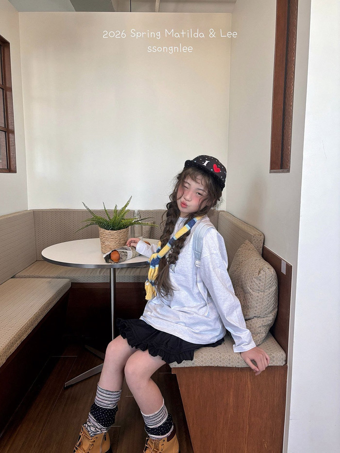 🇰🇷Matilda&Lee tee