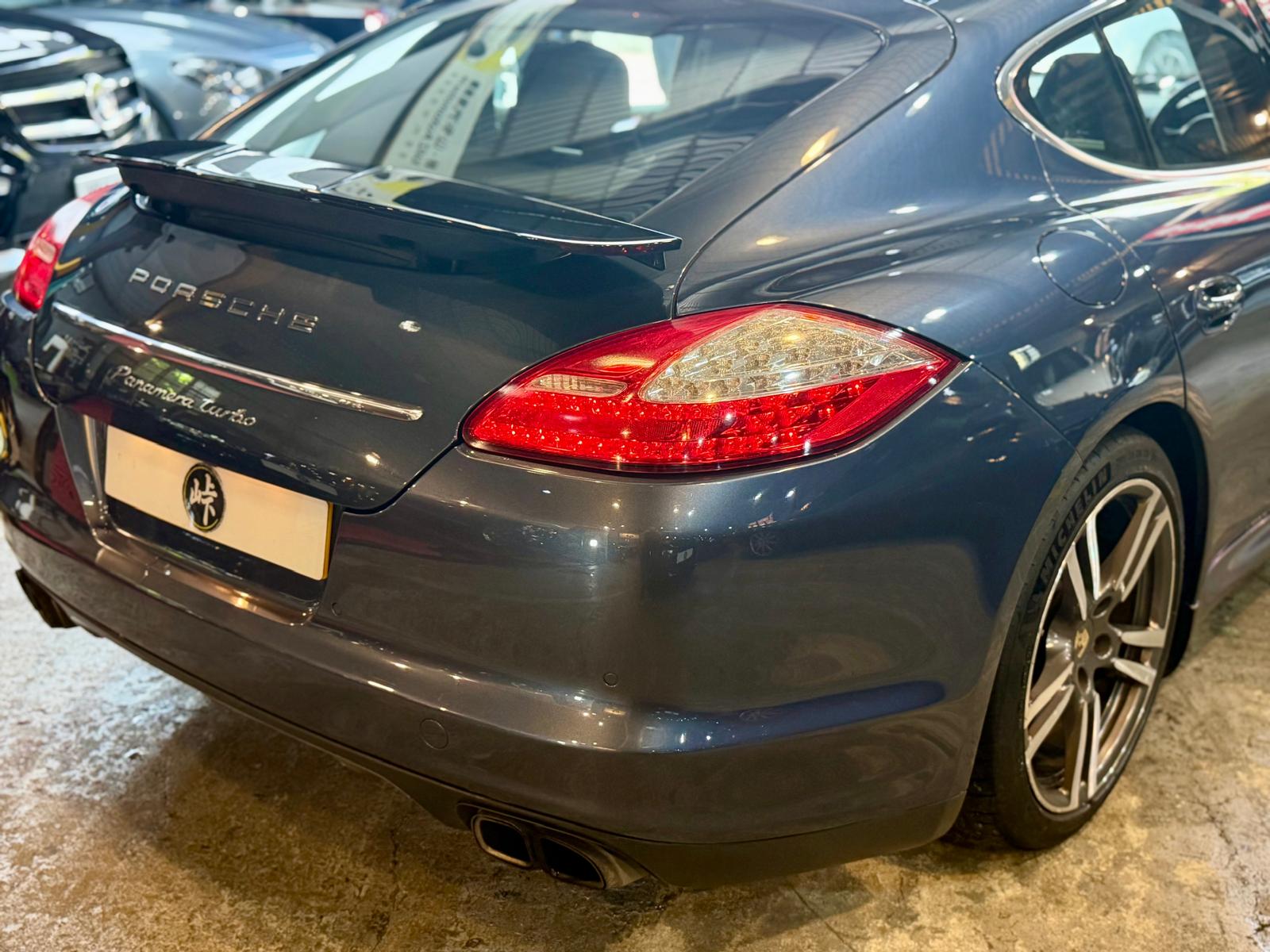 Porsche Panamera Turbo 2009