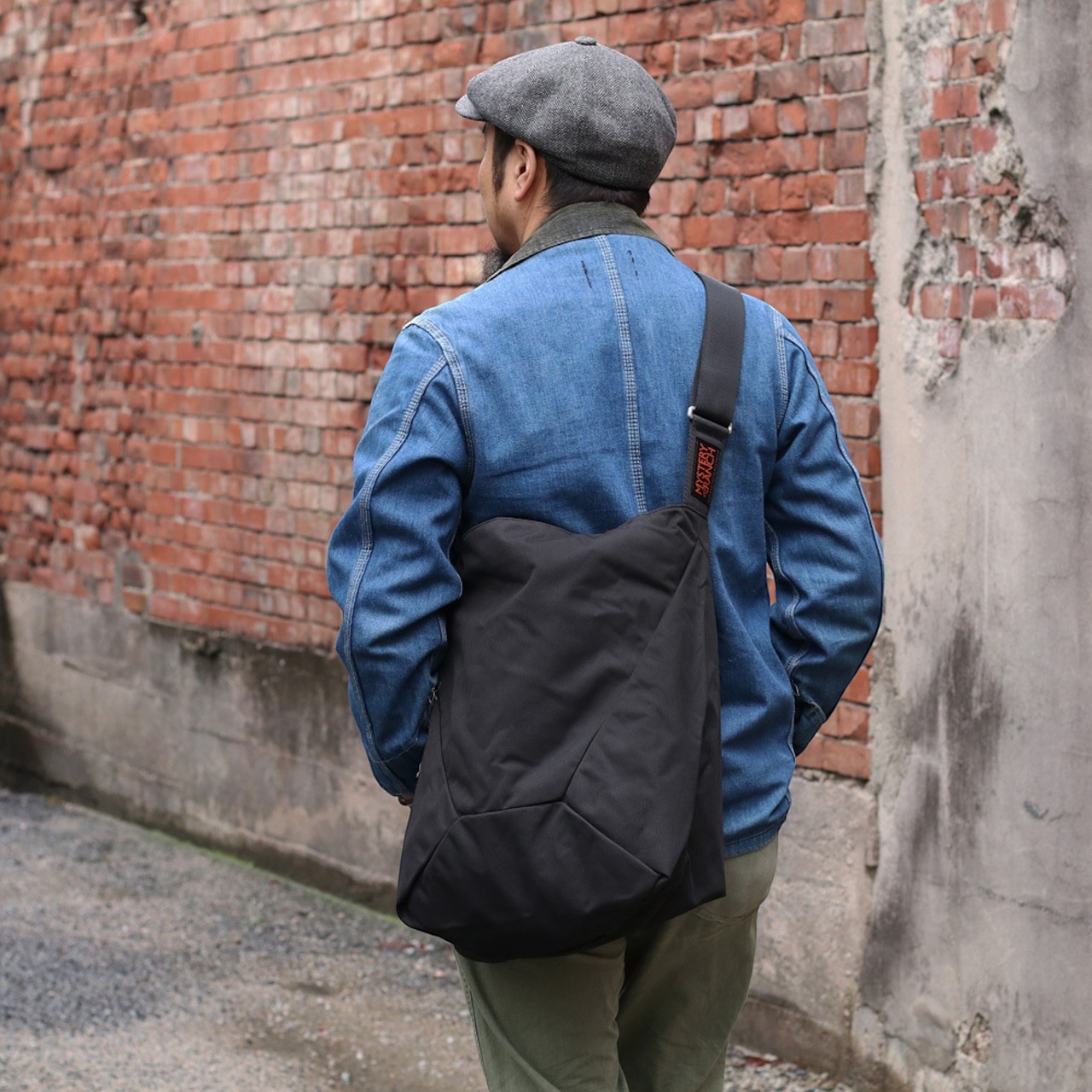 Mystery Ranch Bindle 20 單肩包