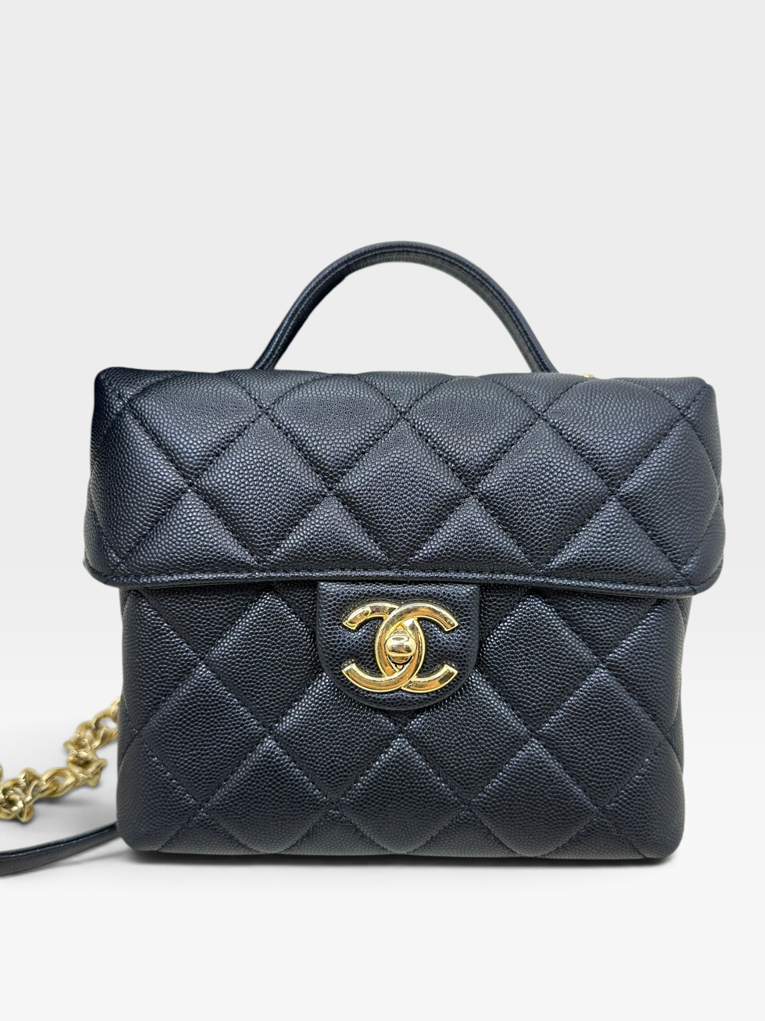 Pre-Owned CHANEL 23C Vanity Flap Bag with Handle / Product Code: K090404