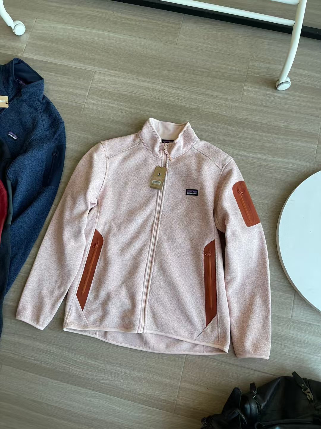 預訂 Pata gonia 輕量抓絨外套