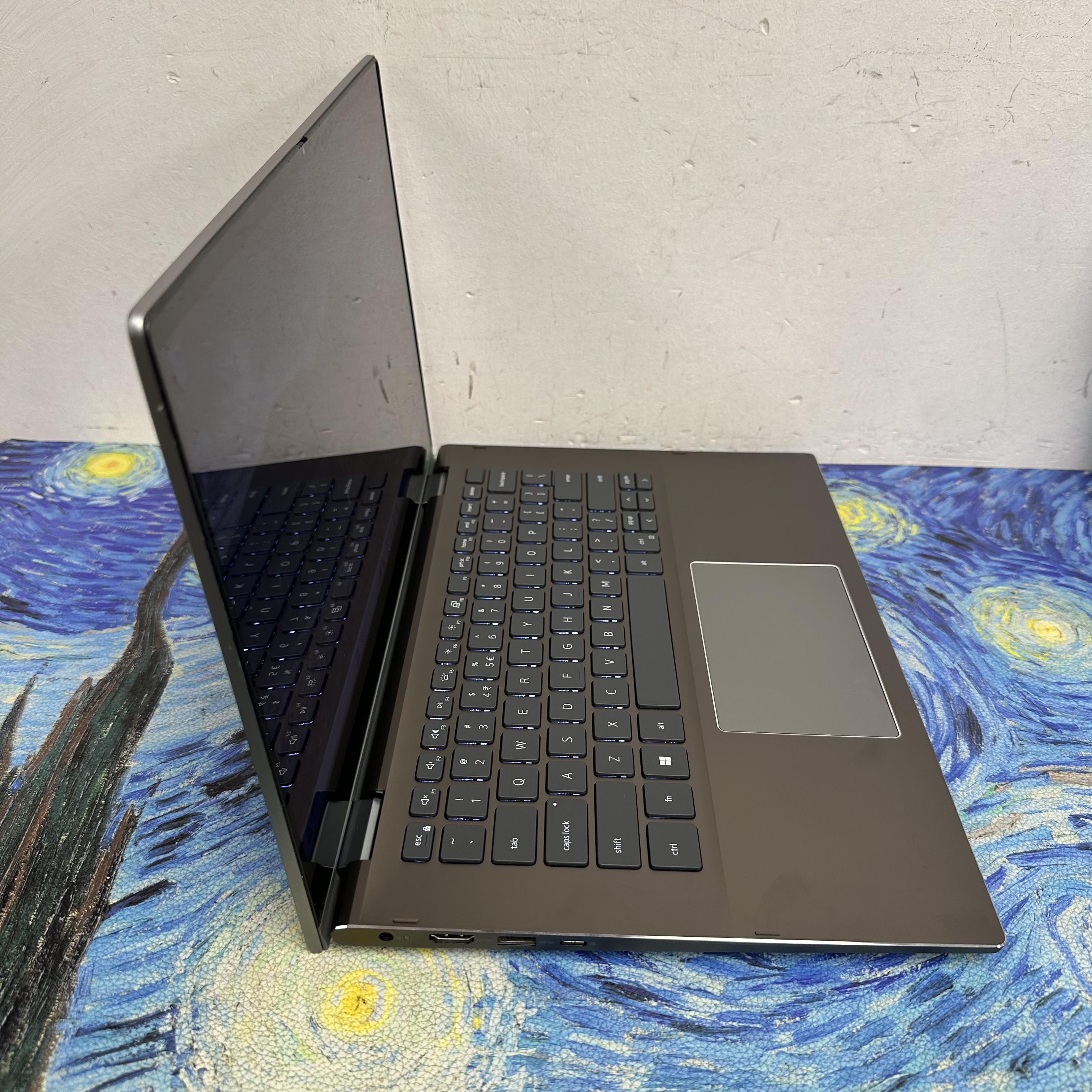 Dell Inspiron 14 5400 2n1 i5-1035G1/16GB Ram/512GB SSD/360度 14吋全高清Touch Mon/方便外出工作/ Gaming Laptop / Notebook / PC/Display Card / 獨顯 / YouTube/ Netflix/ Office / Work / Tablet/ 平板