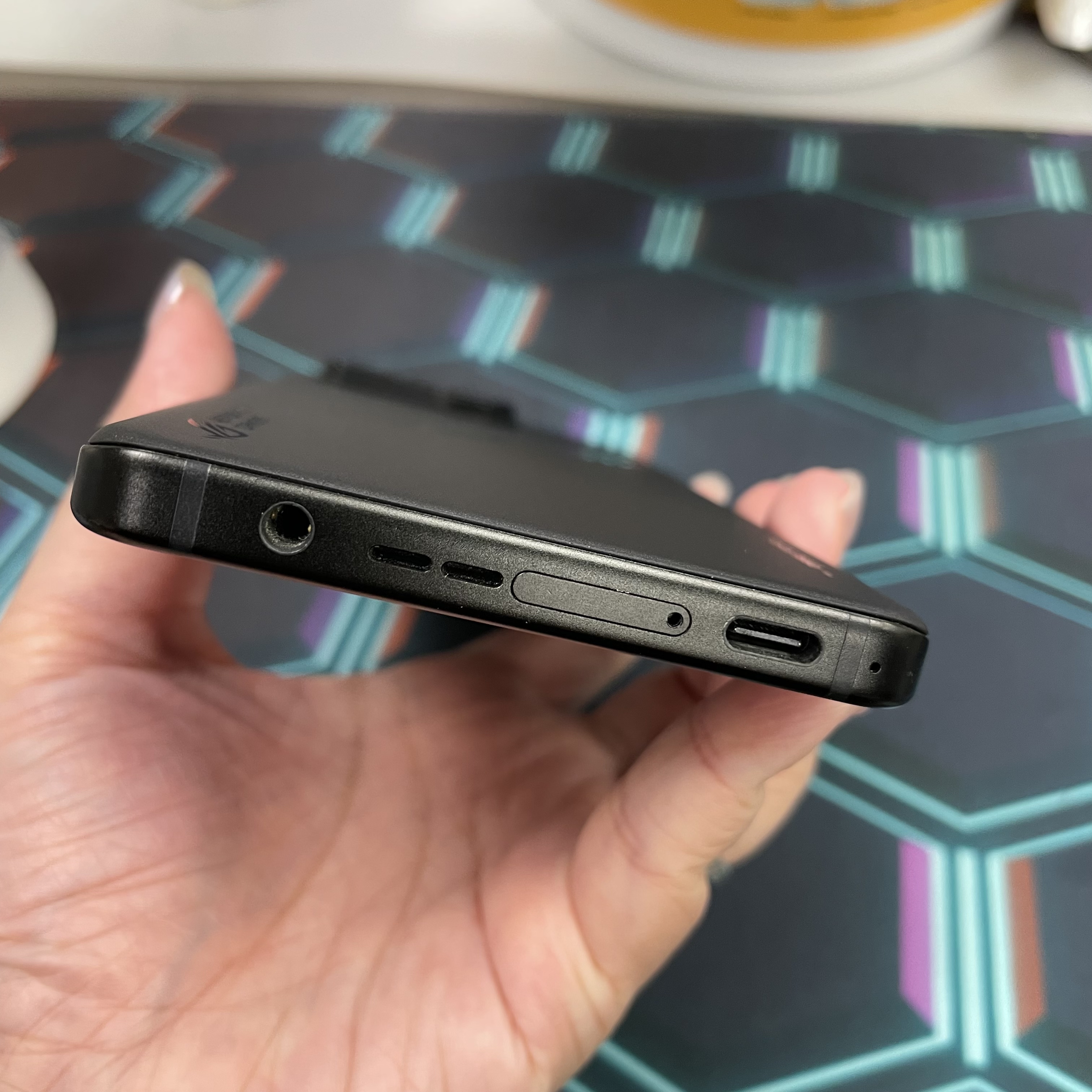 *7531 ROG Phone 8 Pro 勁靚機 16+512GB 黑色 black