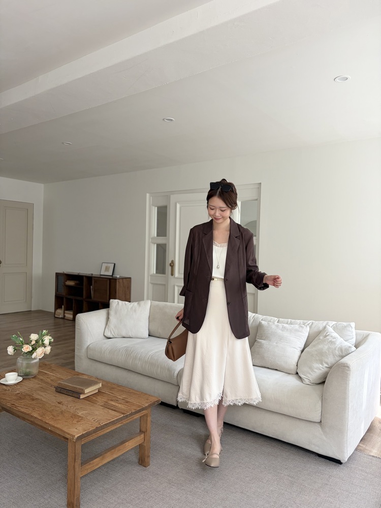 The Fine Silky Blazer (Brown)