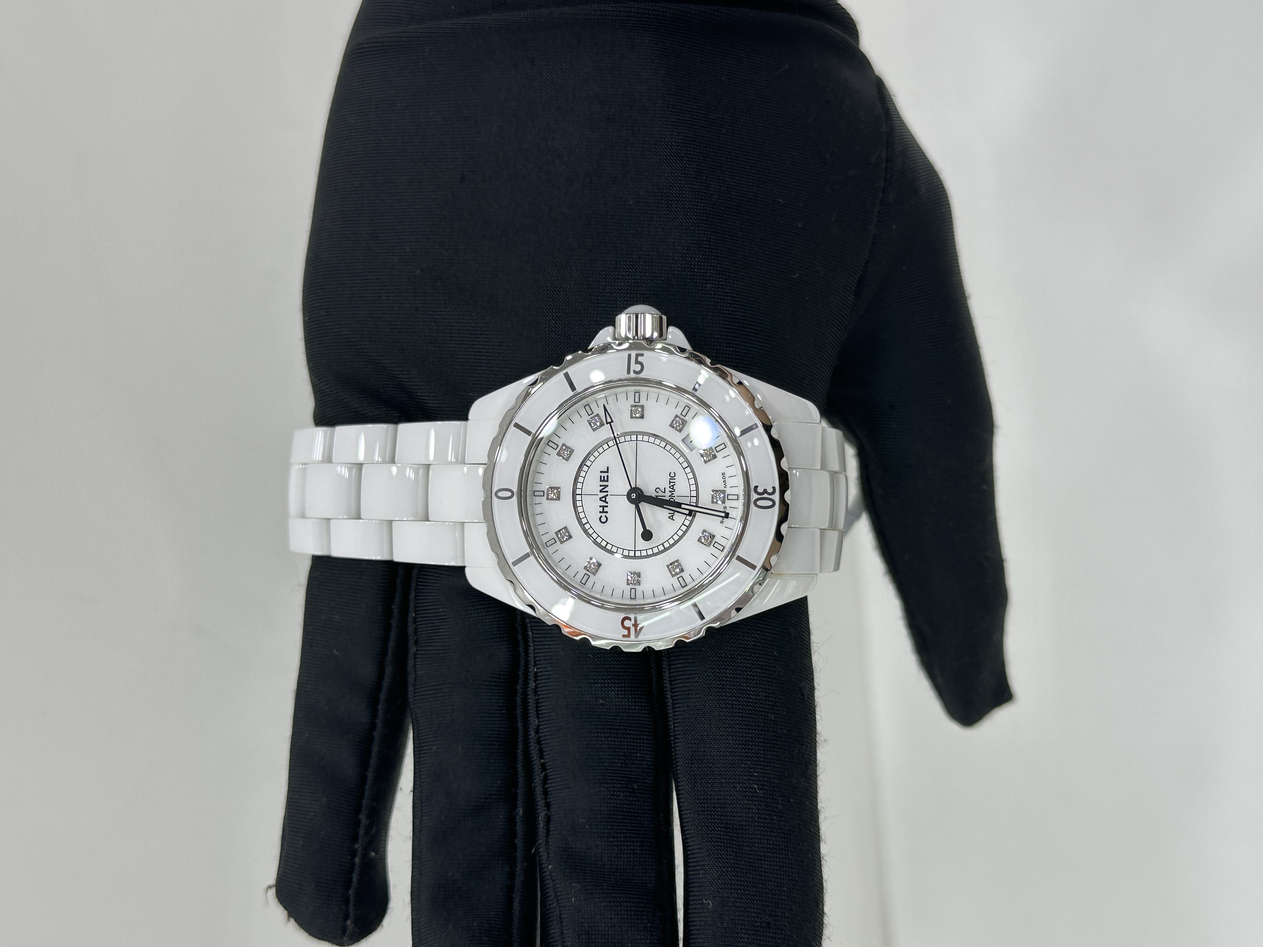 直播貨品 |  [1個-$100 2個-$300］GG33