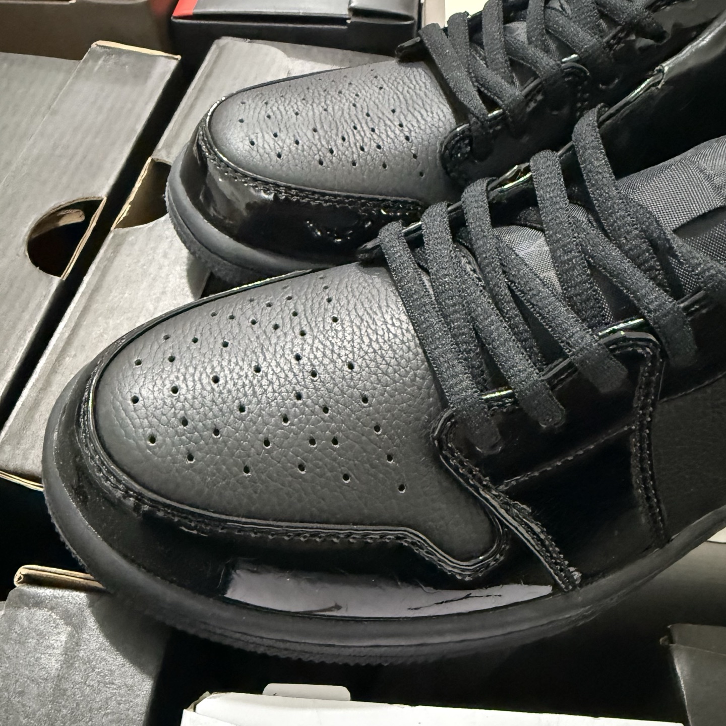 Nike Air Jordan 1 Low SE "Patent Elephant Black" HJ7743-010 