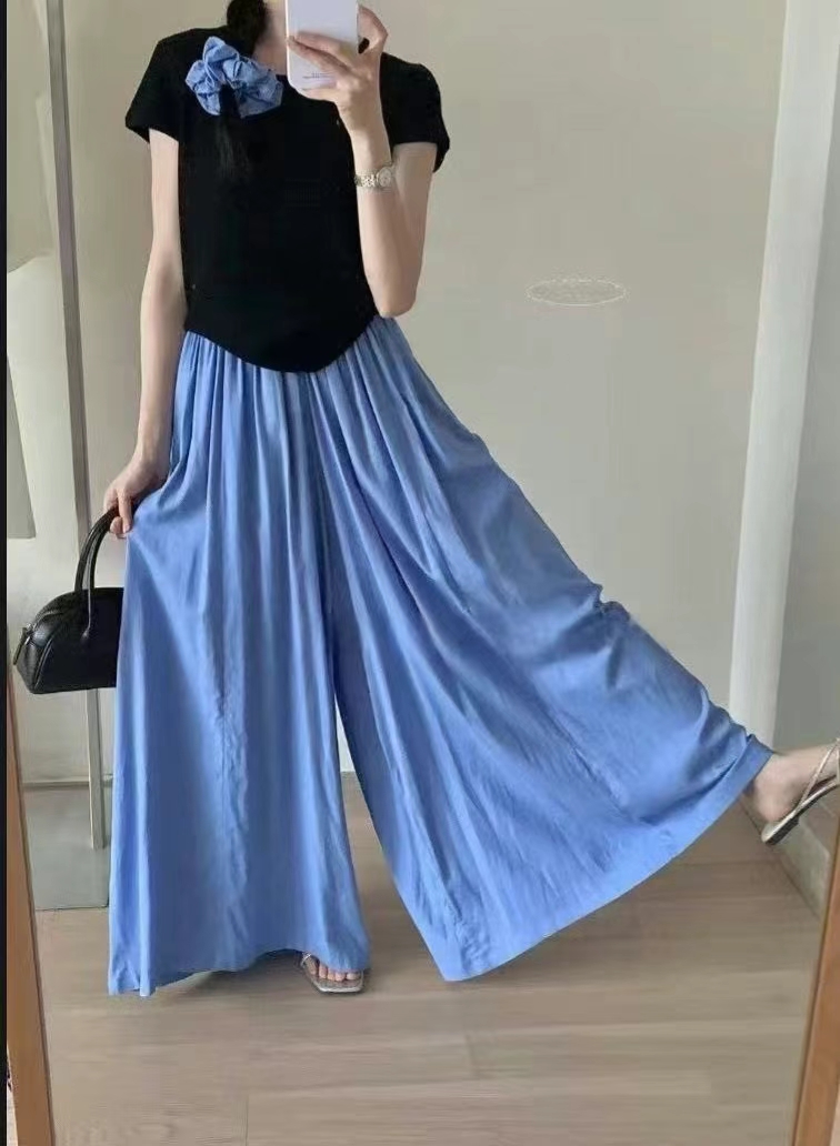 High-Waisted Flowing Skirt Pants with Matching Scrunchie ‖ 高腰垂感裙裤附同色发圈 KR047117102