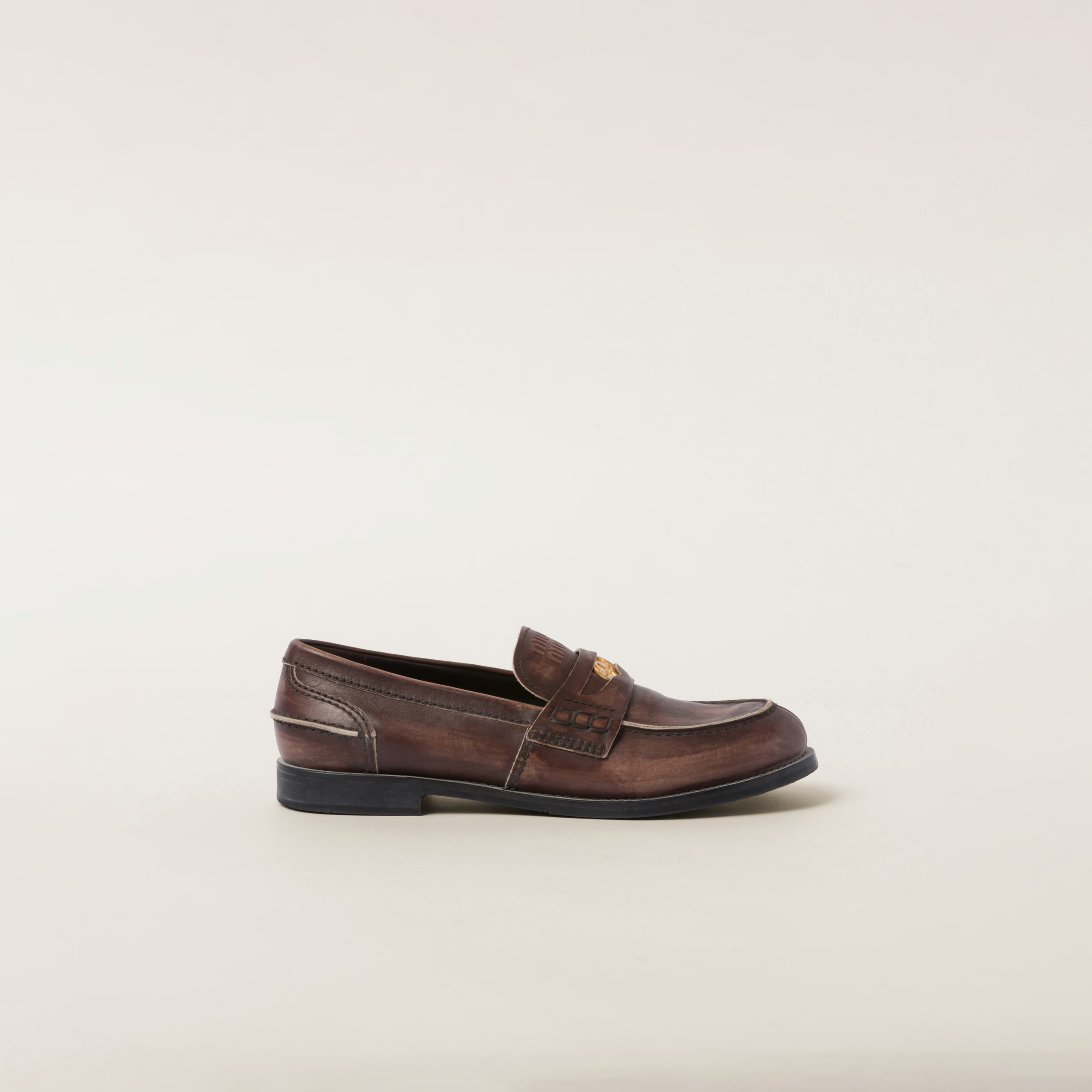 限時優惠✨訂貨🍒MIUMIU 造舊loafer   Size 36-39/40