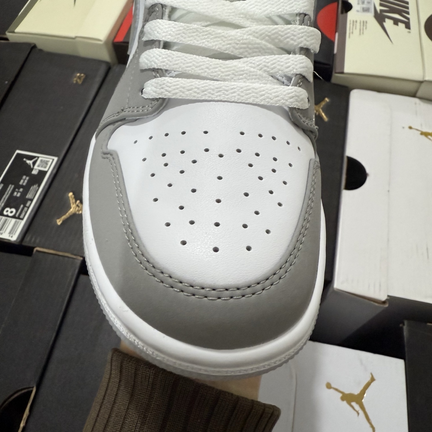 Nike Air Jordan 1 Low "Wolf Grey" DC0774-105