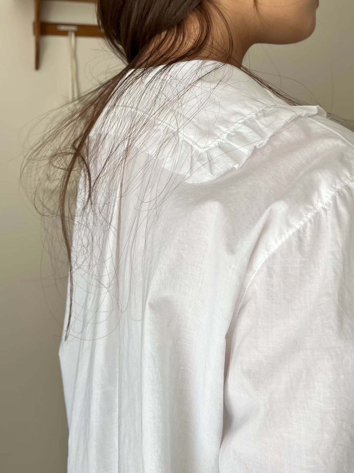 AT OS 夏日波浪摺邊恤