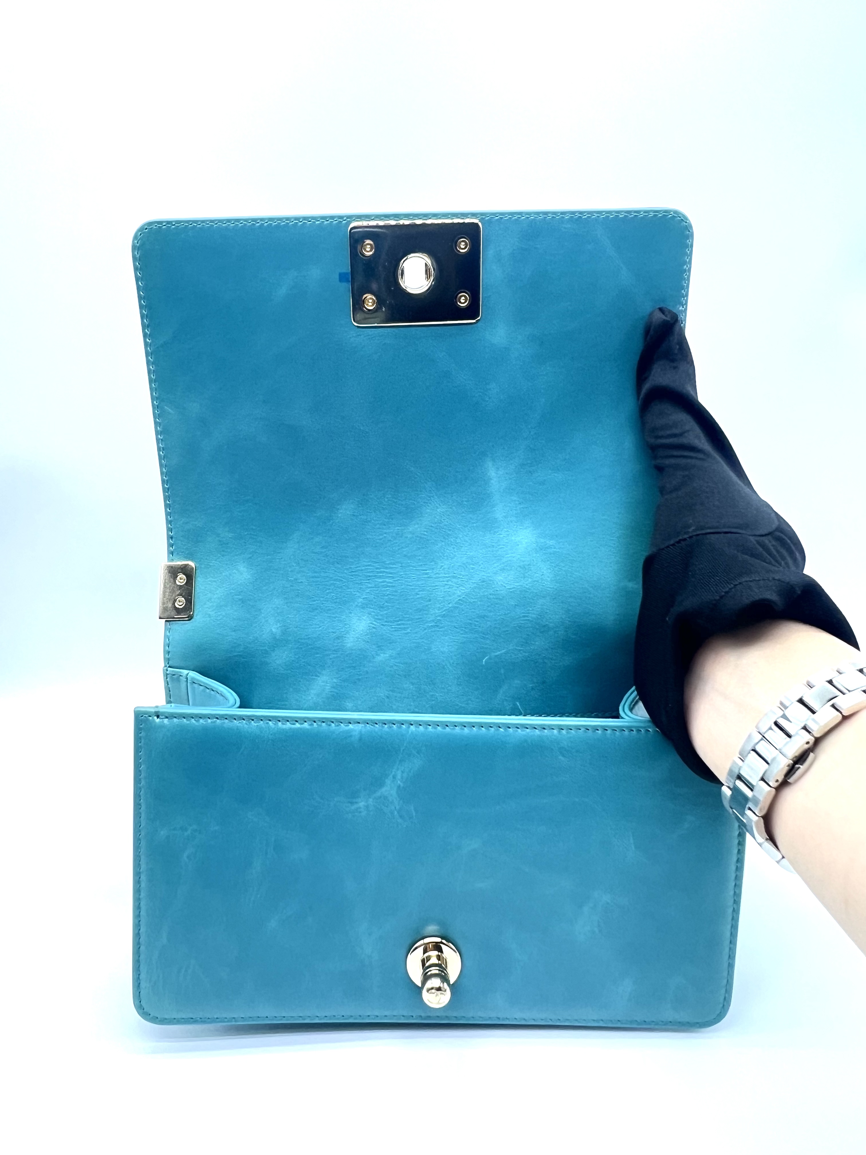 Pre-Owned CHANEL Shearling Boy Flap / Product Code: 26041514