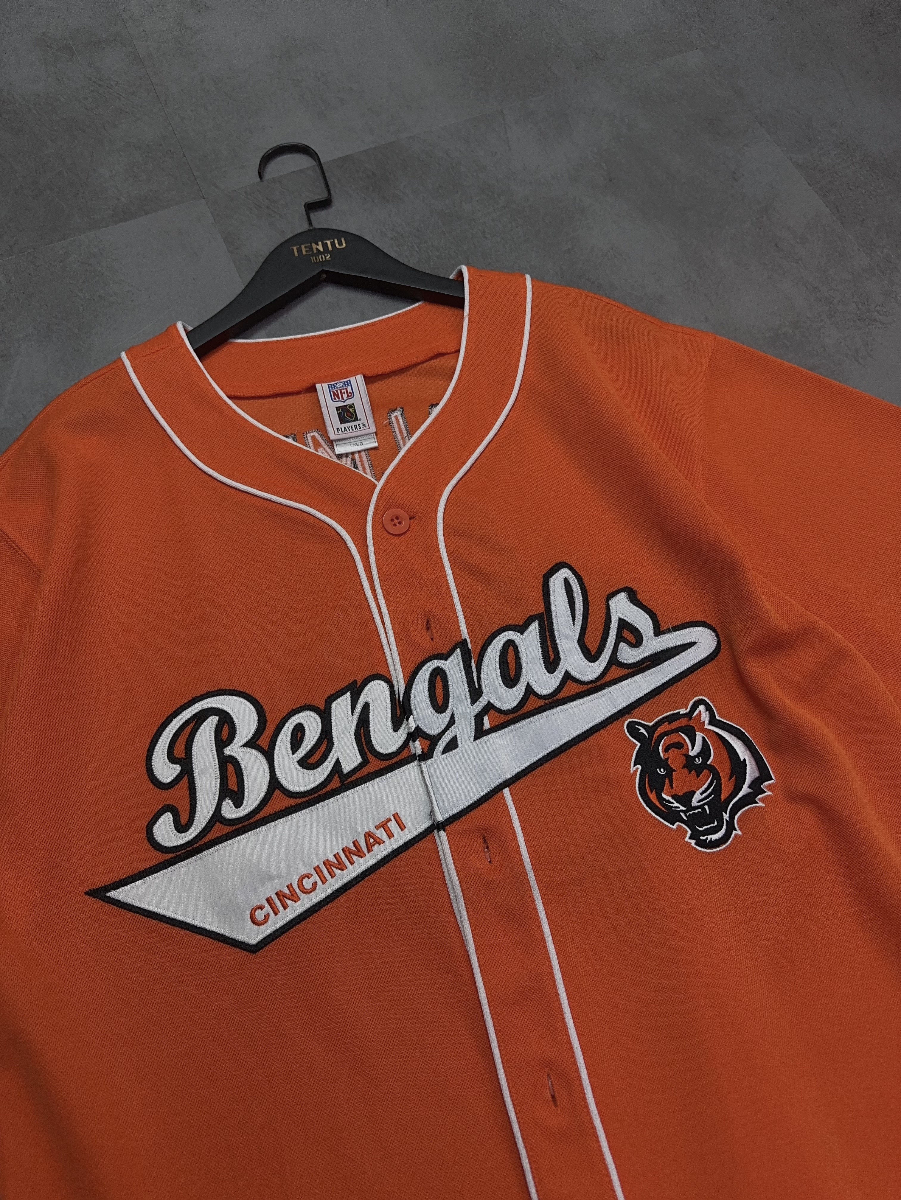 Baseball Jersey - L