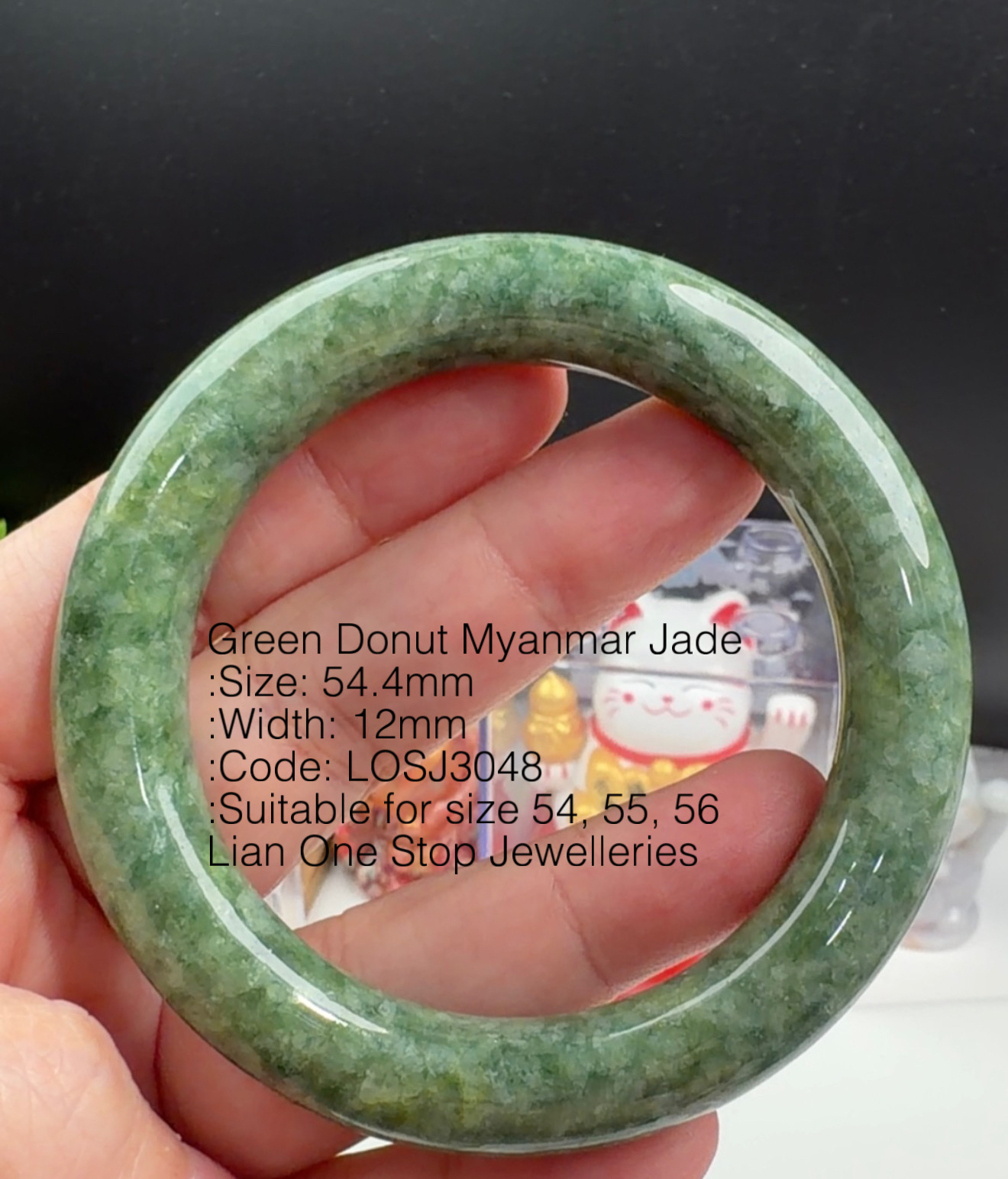 5.44cm Code: LOSJ3048 Green Donut Myanmar Jade 