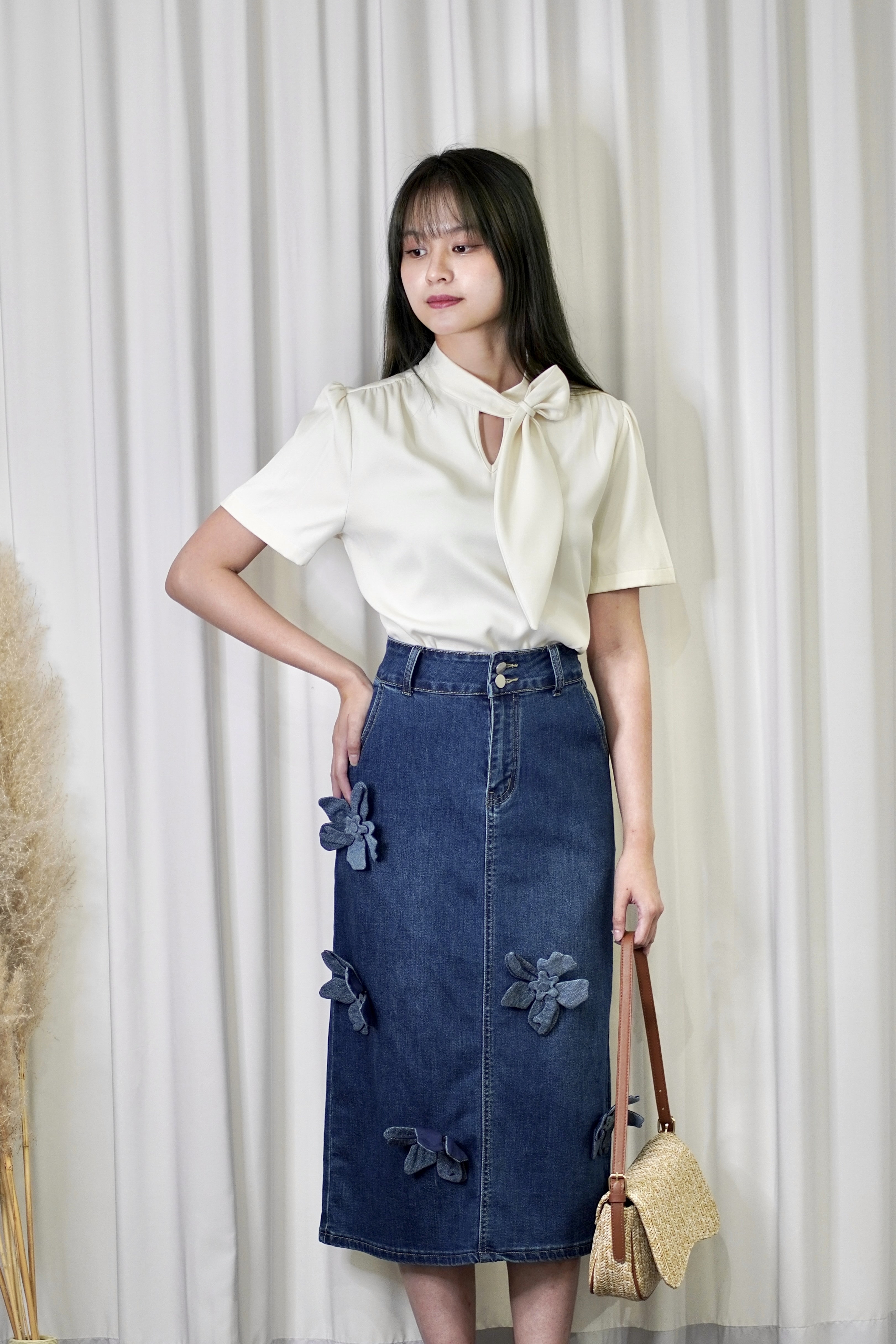 152 Bloom Denim Midi Skirt