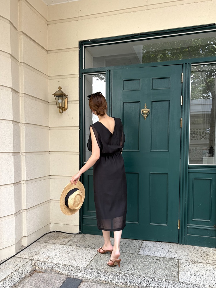 The Romance Two-Way Dress (Black)