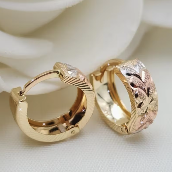 Simple Design Small Hoop Collections