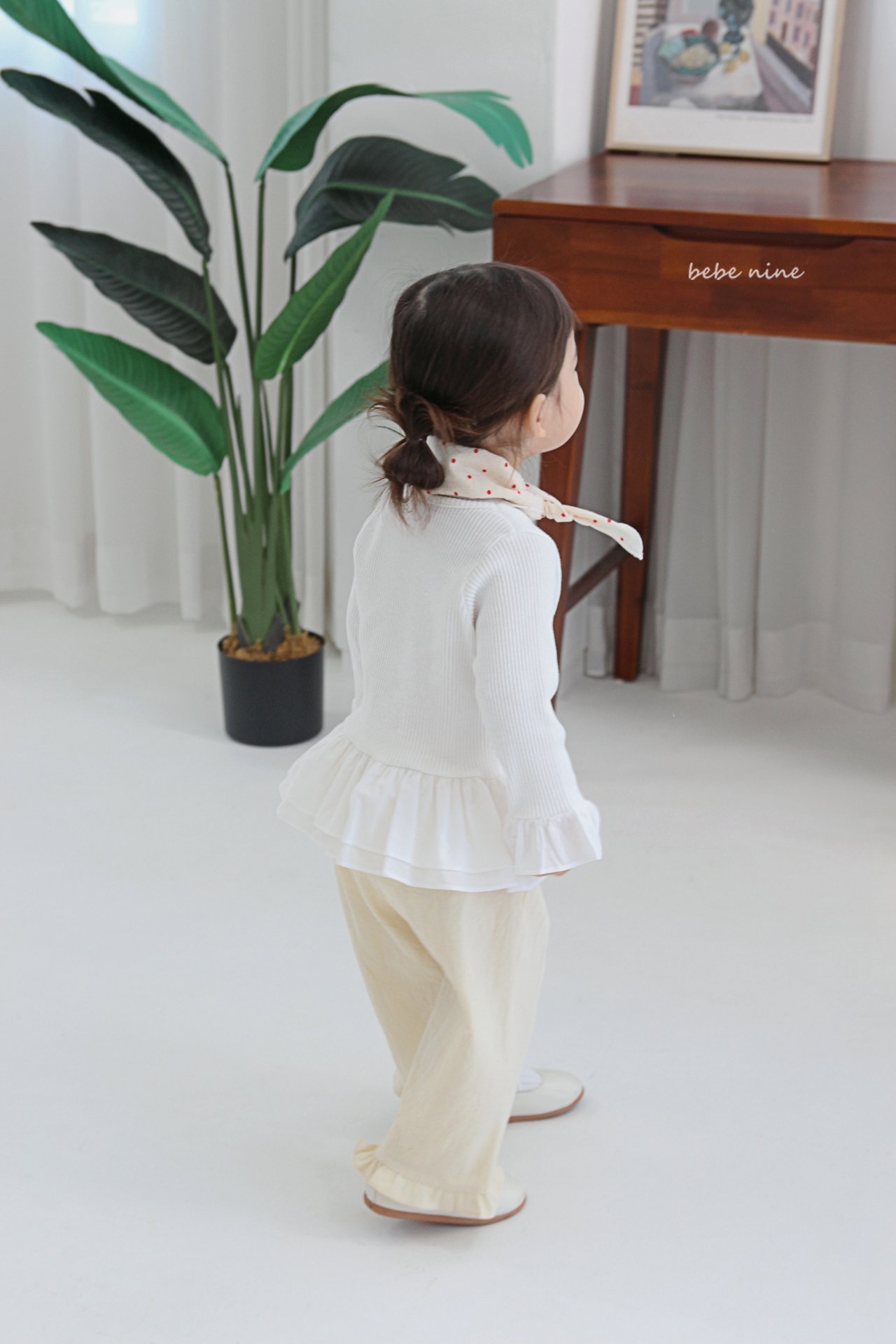 🌸預訂 韓國直送🌸🇰🇷Bebenine三色荷葉花邊下擺長袖上衣